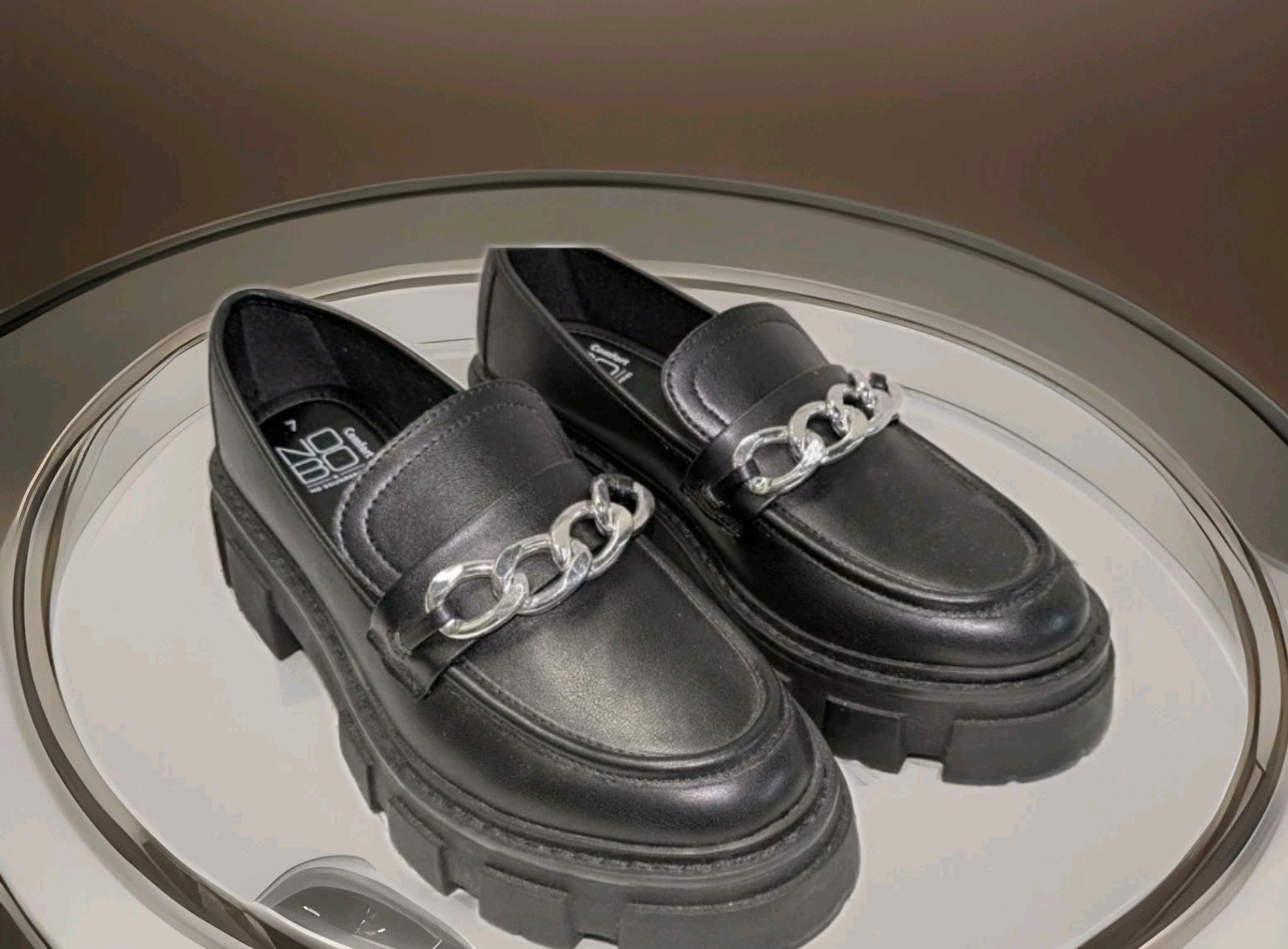 No Boundaries Women Shoe Size 7 Brand New