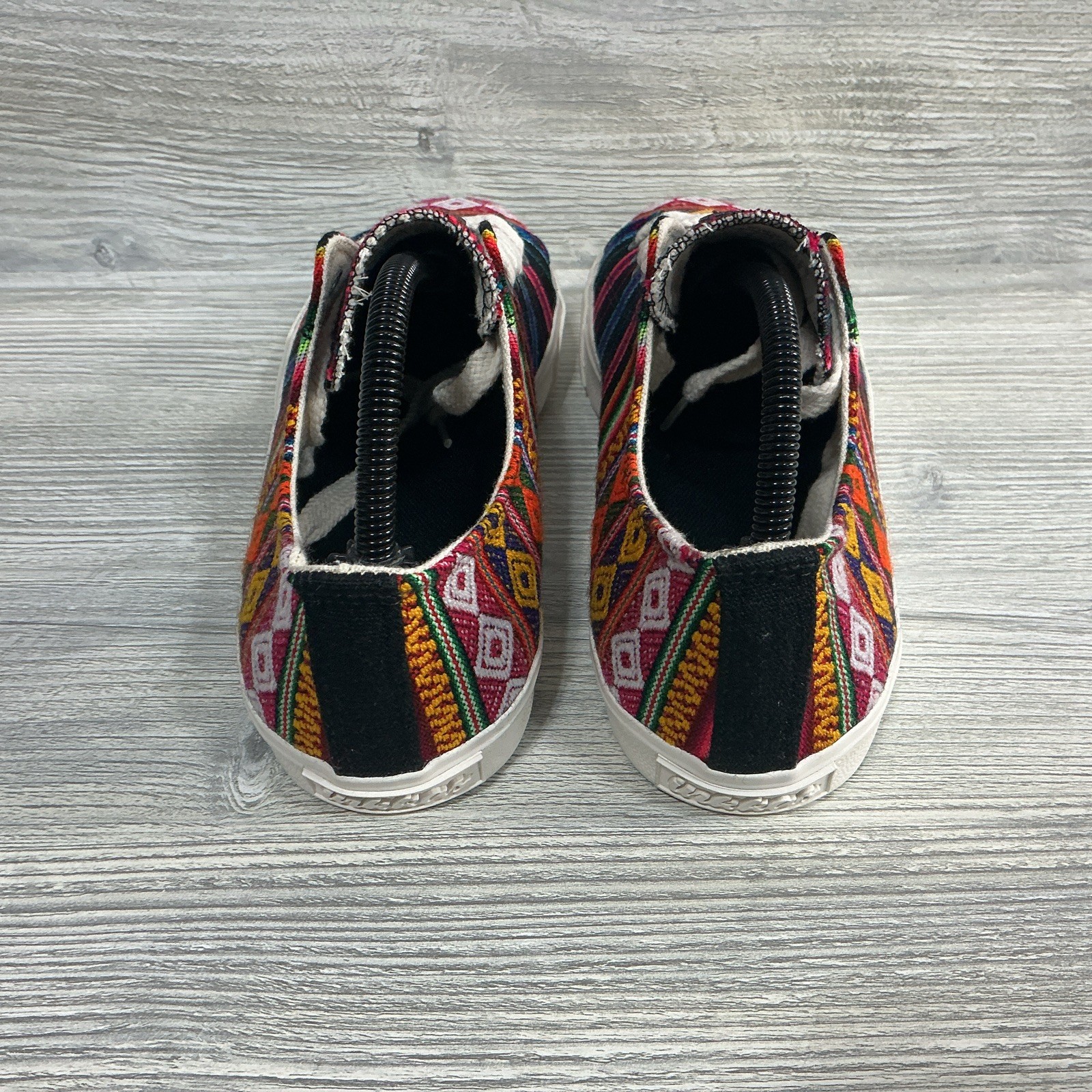 Inkkas low-top canvas sneakers colorful woven pattern Women’s Size 11 Men’s 9