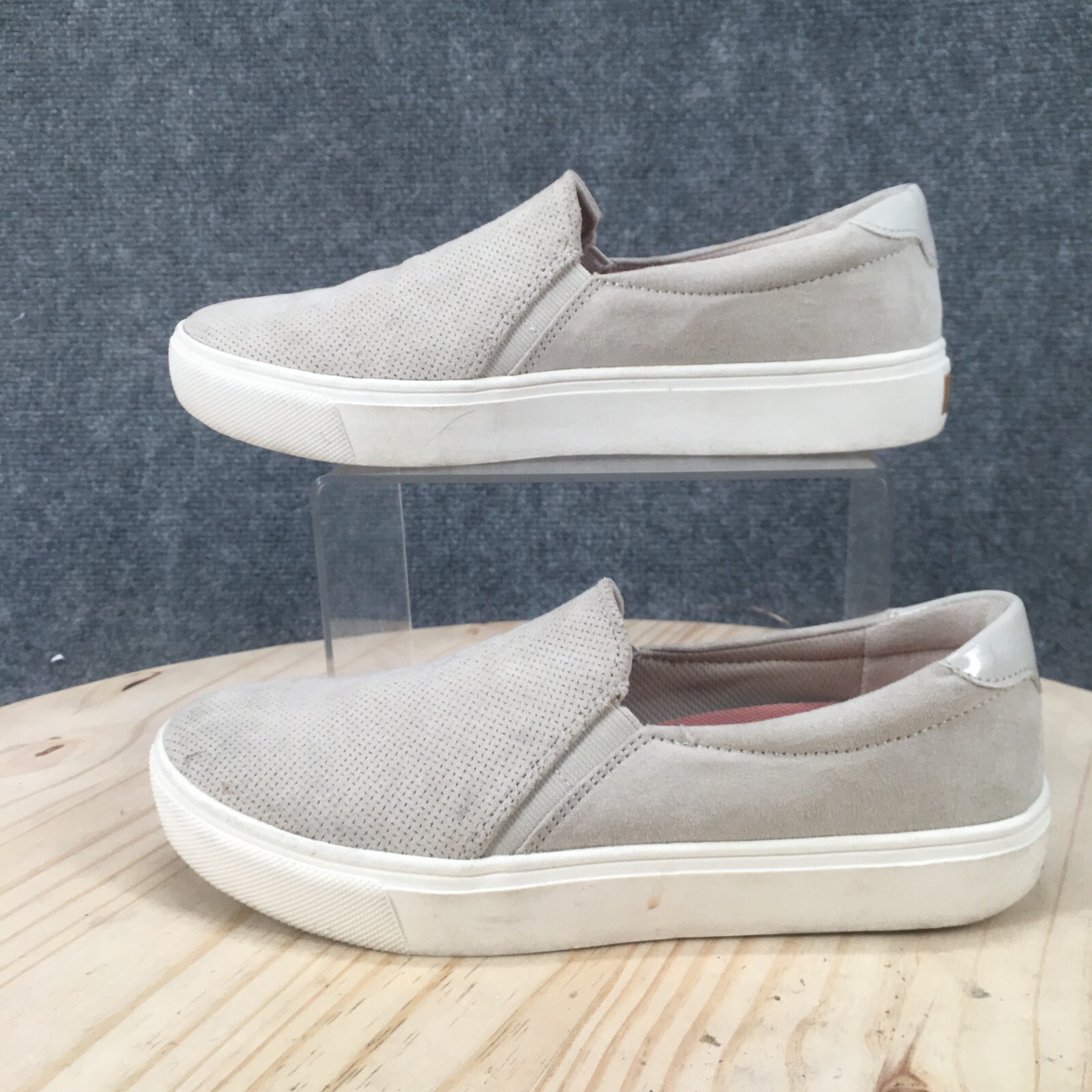 Dr Scholls Shoes Womens 8 M Nova Slip On Sneakers Gray Perforated Fabric Casual