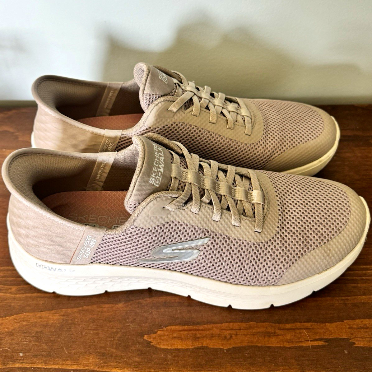 SKECHERS GOwalk Slip-Ins Memory Foam Beige Mesh Lace-Up Sneaker Womens 10M