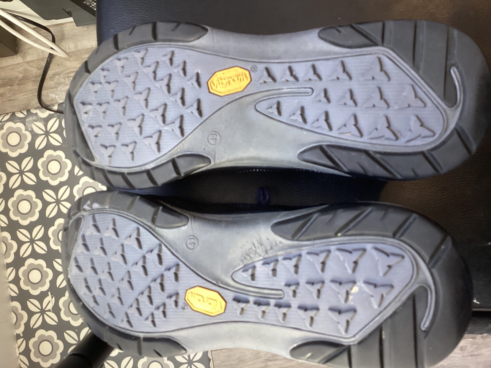 Dansko Women’s Makayla Hiking Shoes Waterproof Blue Vibram Soles EU 41 US 10.5