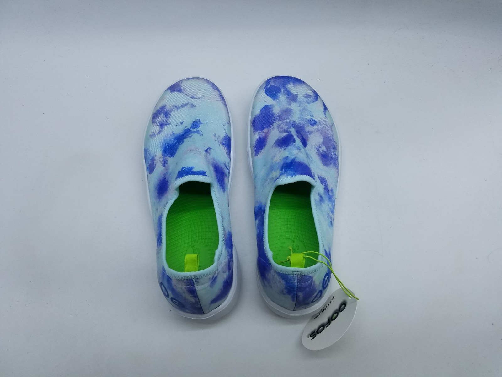 Oofos Oomg eeZee Low Women’s Size 8.5 Comfort Slip On Shoes Tie Dye Aqua