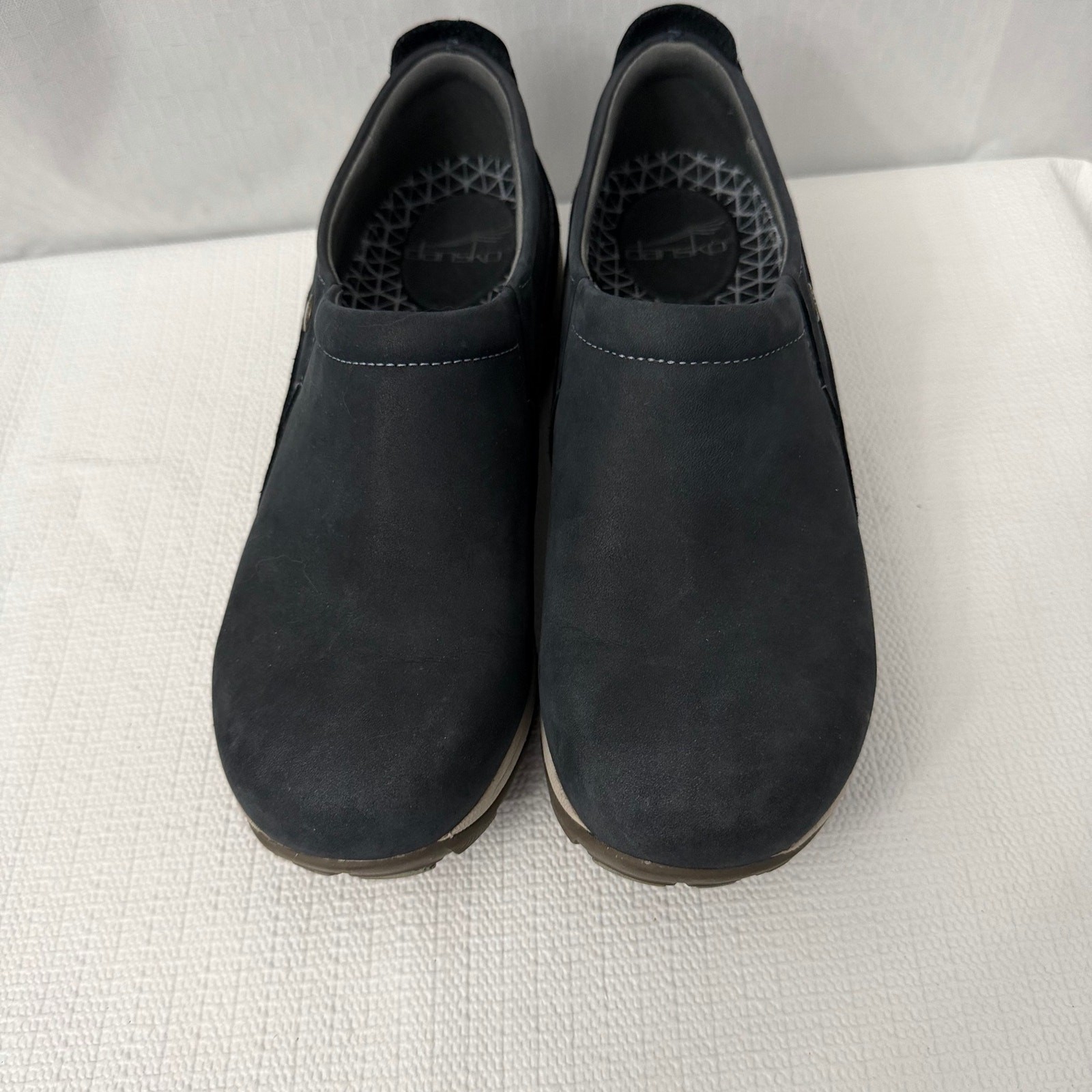 Dansko Patti Shoes Women’s Size 9 Navy Blue Leather Slip On Waterproof Vibram 39