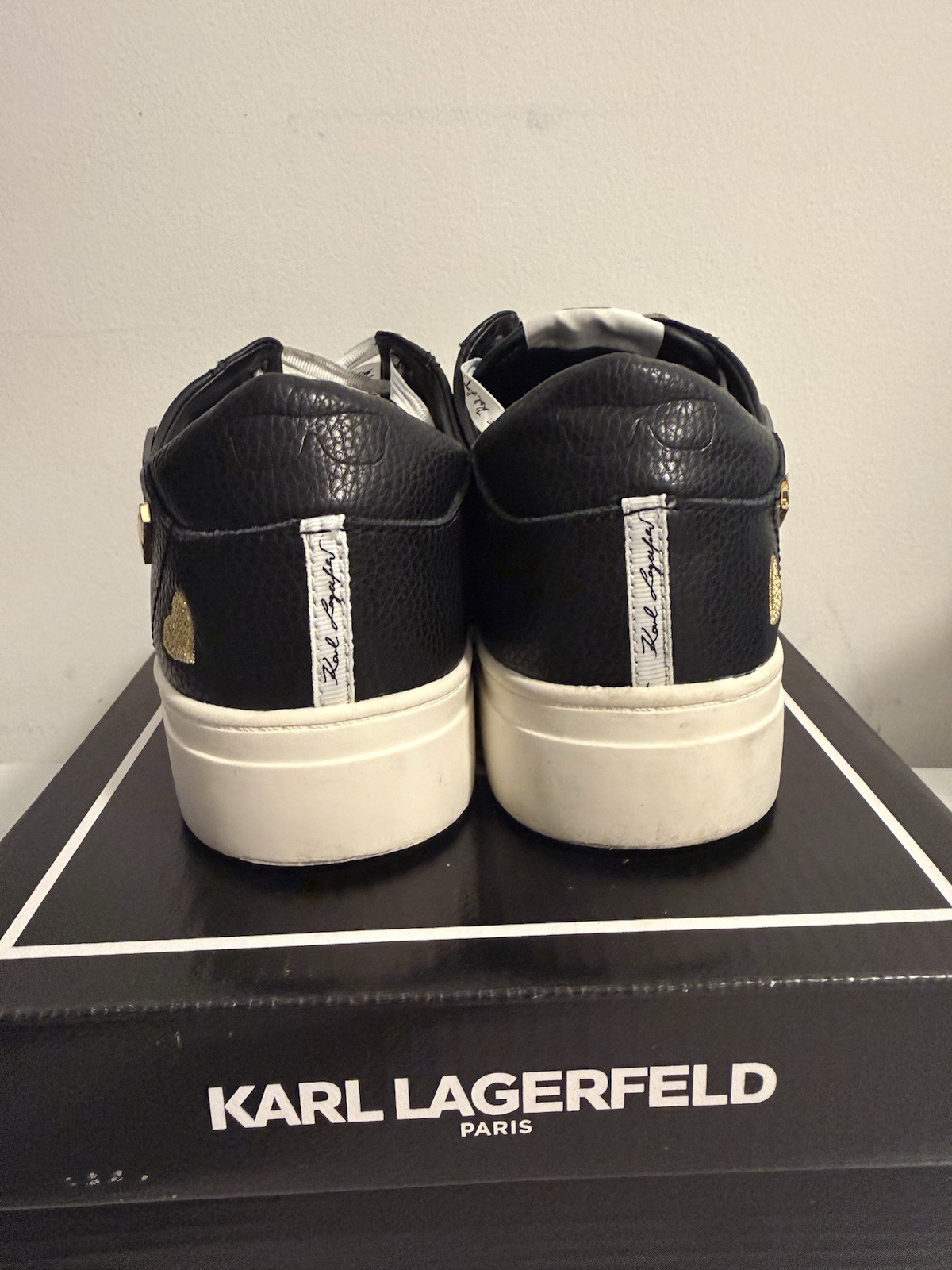 Karl Lagerfeld Cate & Heart Pins Charms Platform Sneaker Womens 8 Black Shoes