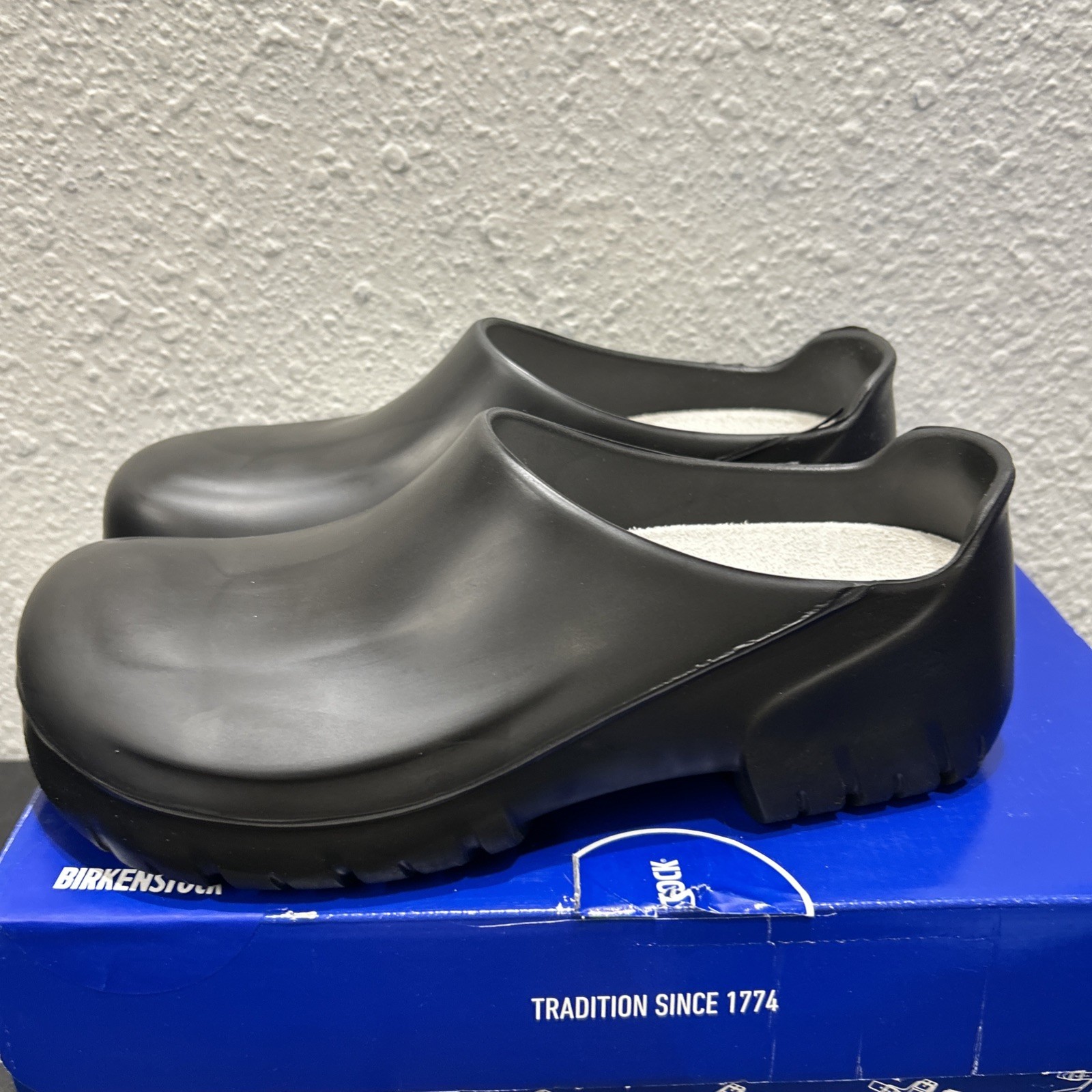 Birkenstock A640 Steel Toe Polyurethane – Black Clogs Men’s EU 37 US W6 M4