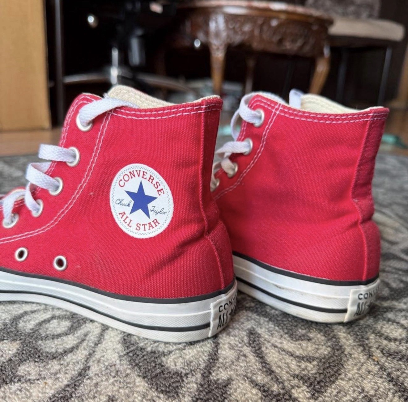 Converse Chuck Taylor All Star High Top Red/White Canvas US WOMEN’S 6