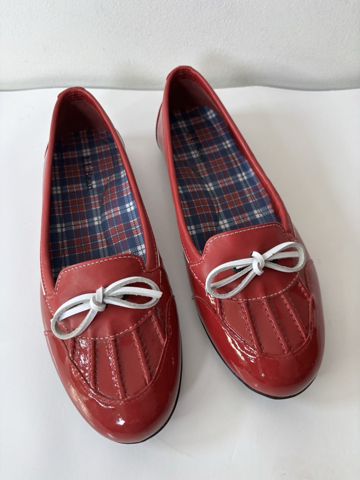 ll bean shoes Womans 6.5 M Red/White Stripe vinyl Shinny Slip On’s Plaid Linning