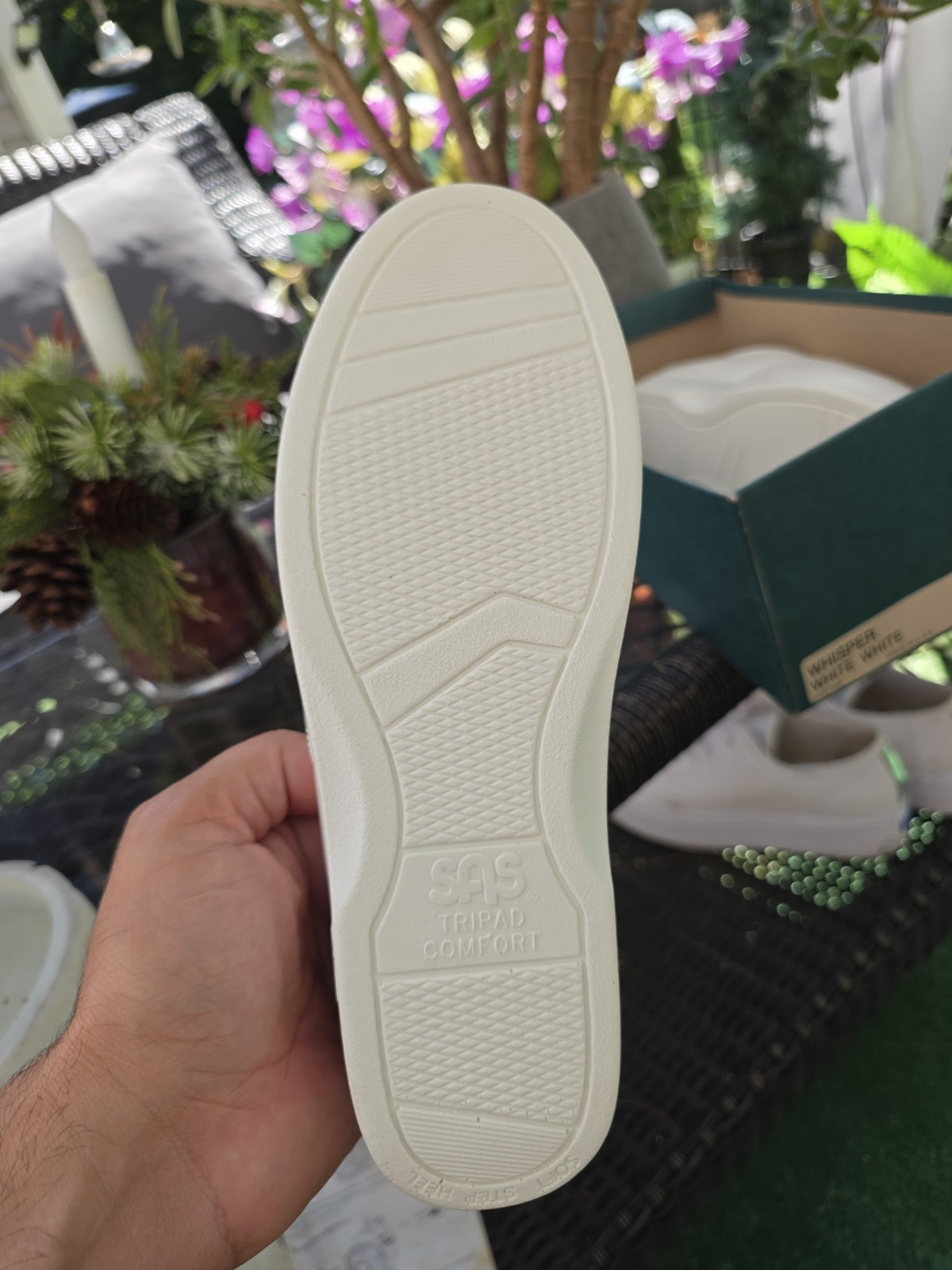 SAS Women’s Size 6N Whisper Tripad Comfort Shoes Slip-Resistant White Lace Up