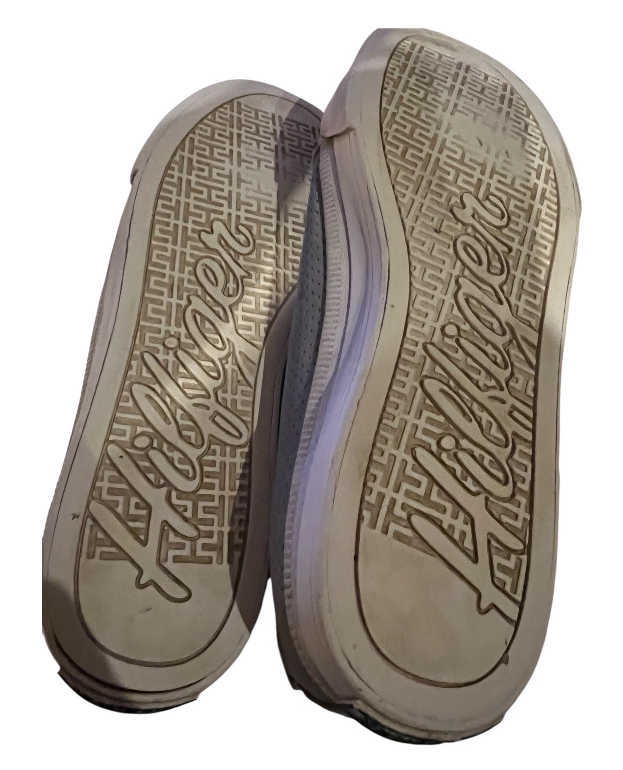Tommy Hilfiger Womens Size 8.5 M Twanibel6-R Sneakers Gray Low Top Leather Trend