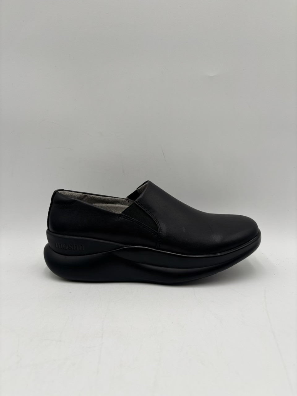 Moshn VERVE FULL GRAIN 07252021 Women’s NEW Slip-On Shoes Black Multiple Sizes