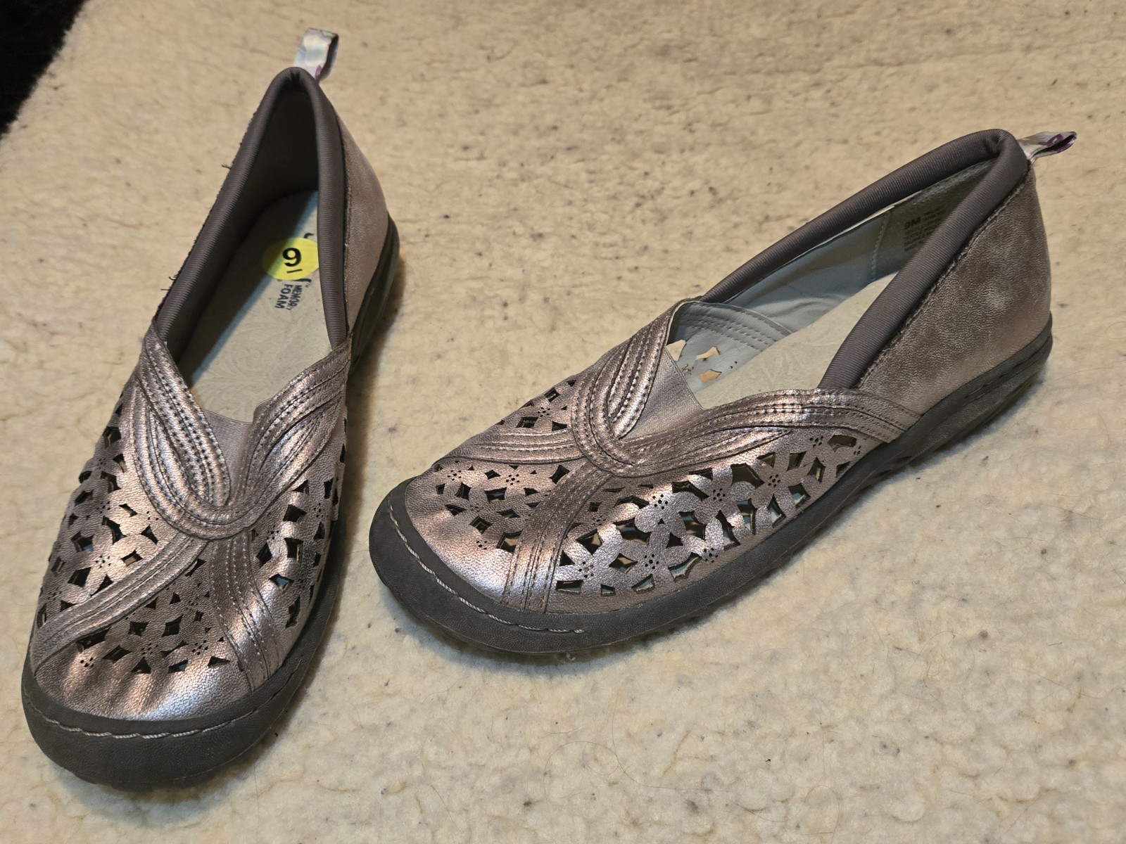JBU by Jambu Walnut Perforated Memory Foam Shoes Women Sz 9 M Metallic Rose Gold