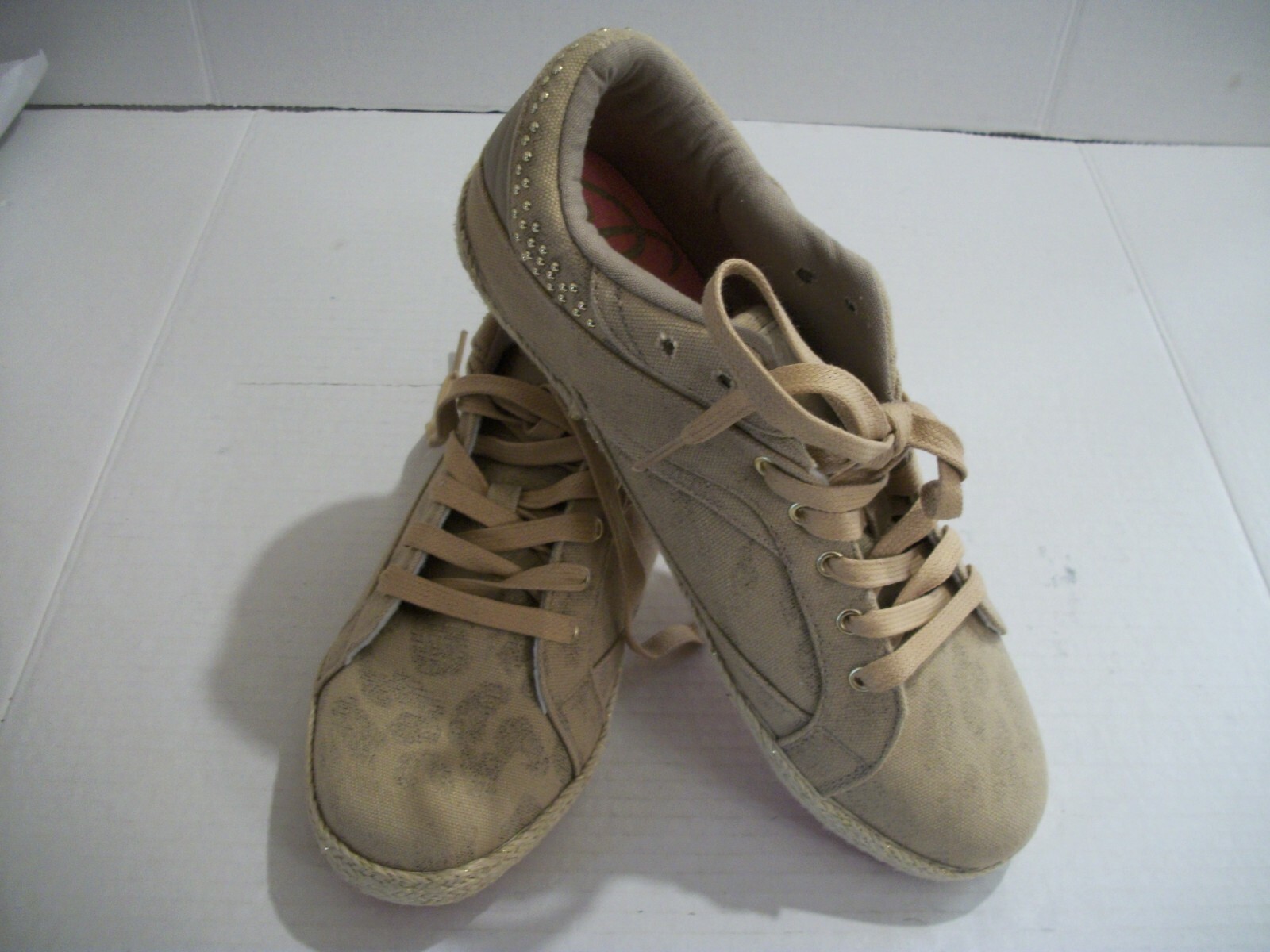 Pastry Women’s Size 8.5 Brown Paisley & Jeweled Canvas Sneakers