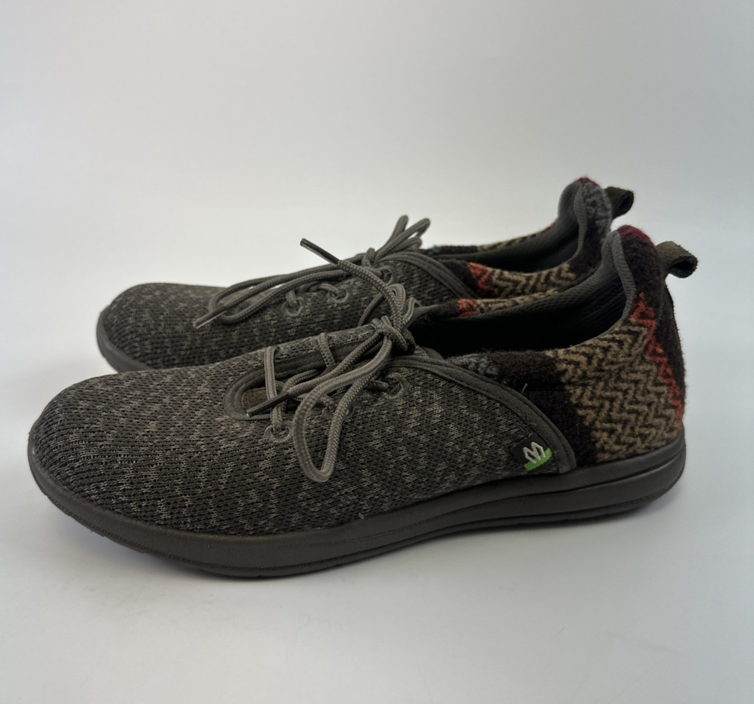 Minnetonka Eco Anew Sneaker Morel Limited Edition Brown Knit Fabric Womens 6.5