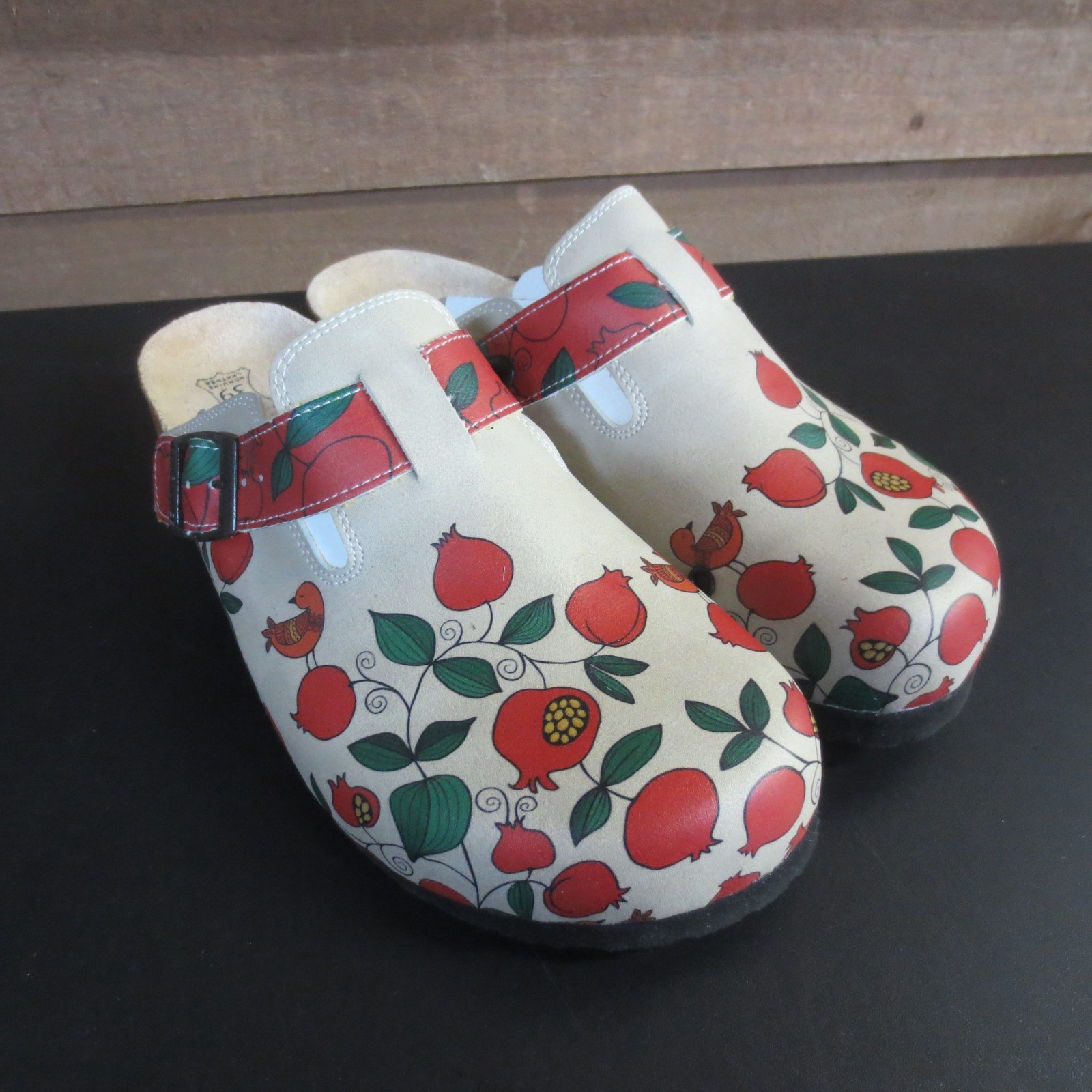 SHOEROKEE POMEGRANATE FLOWER Themed Women’s Mules – EU 39 – US 8.5