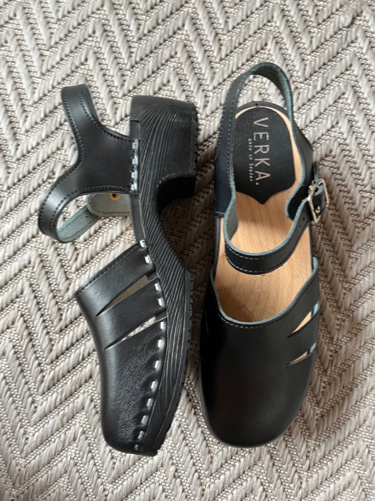 VERKA Clogs LIVLIG Swedish Comfort Clogs Size 41 US 10-10.5 Leather BLACKBERRY