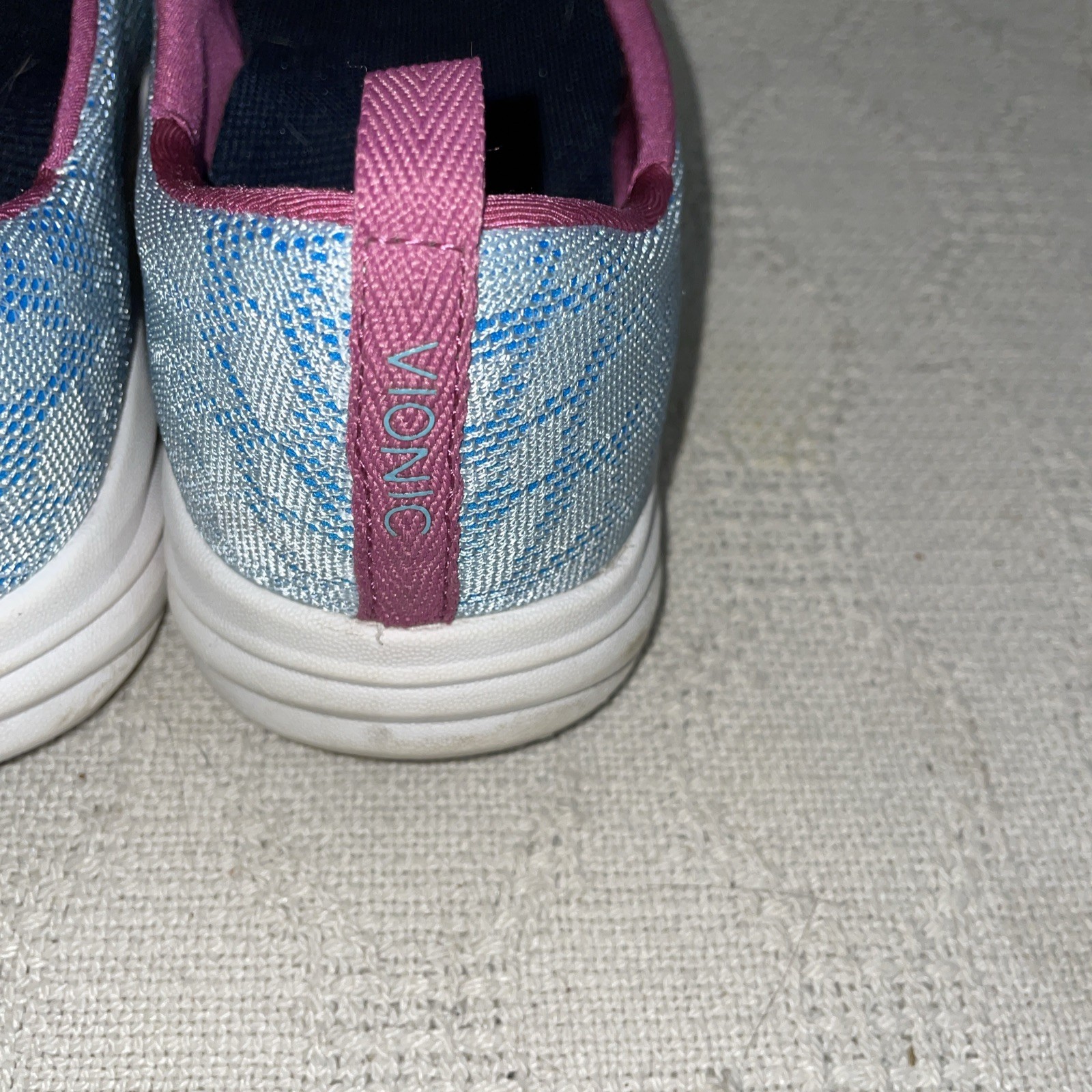 Vionic Womens Sport Shoes Size 8 M Blue Fabric Athleisure Activewear Fun