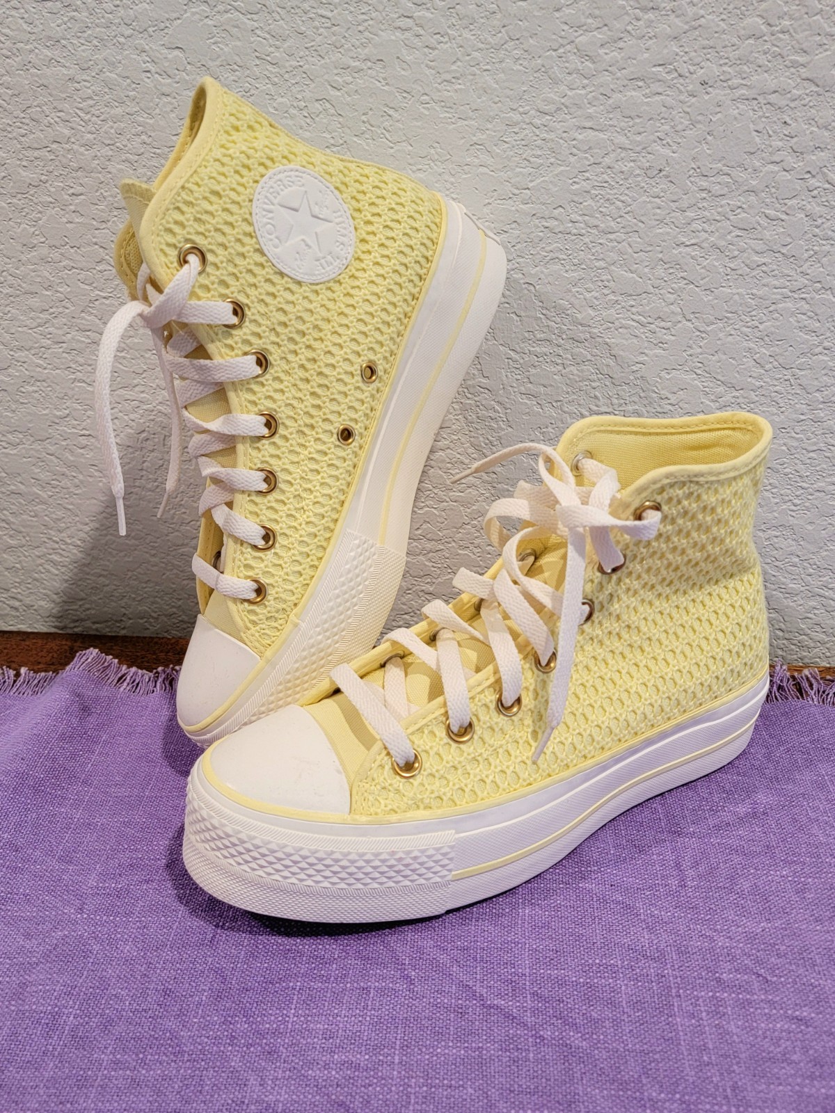 Converse Chuck Taylor All Star Platform Knit RARE Lemon Slushy Women’s Sz 7.5