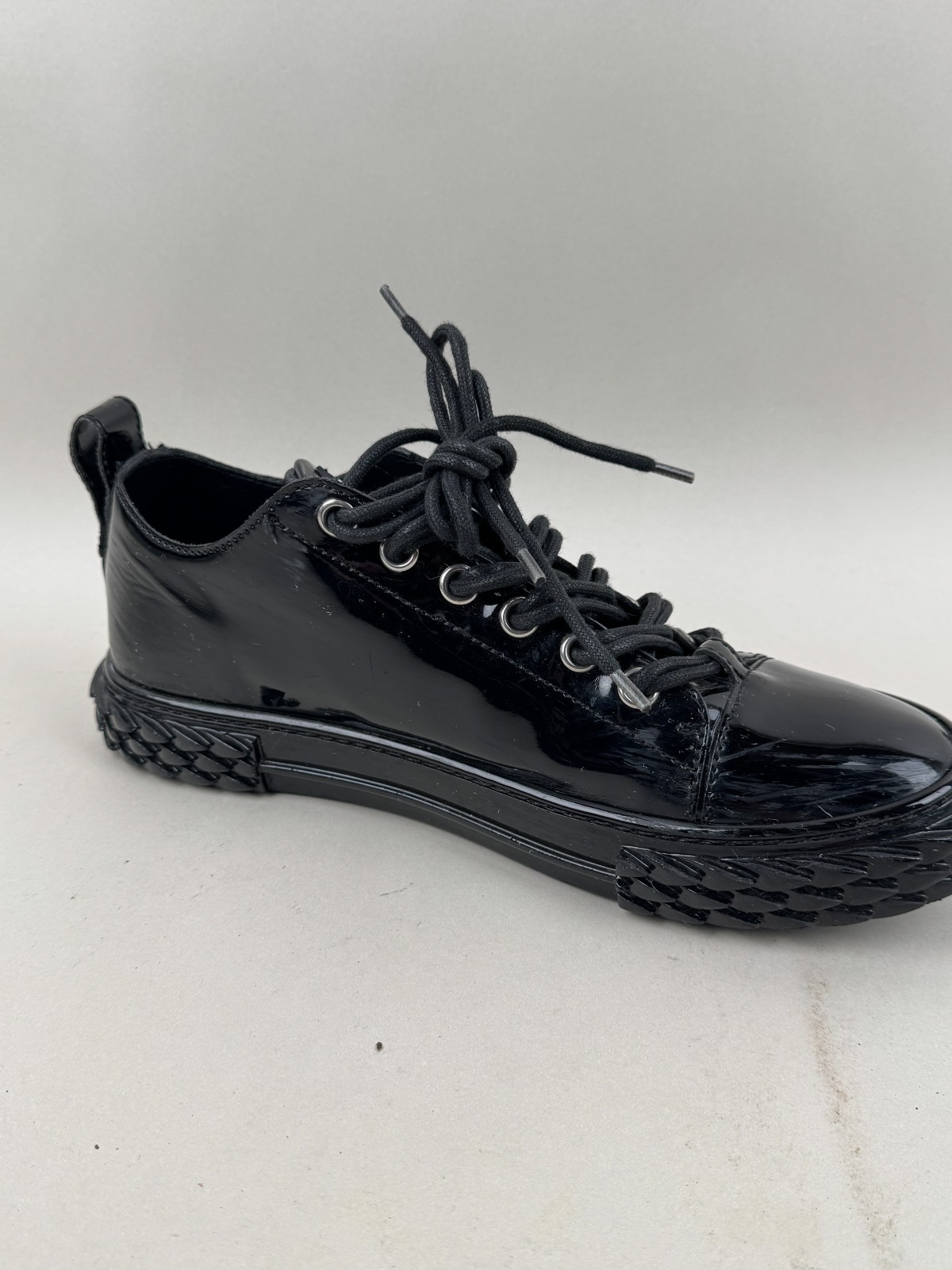 Giuseppe Zanotti Low-top Bladder All Black Sneakers Size: 42.5 US 9.5