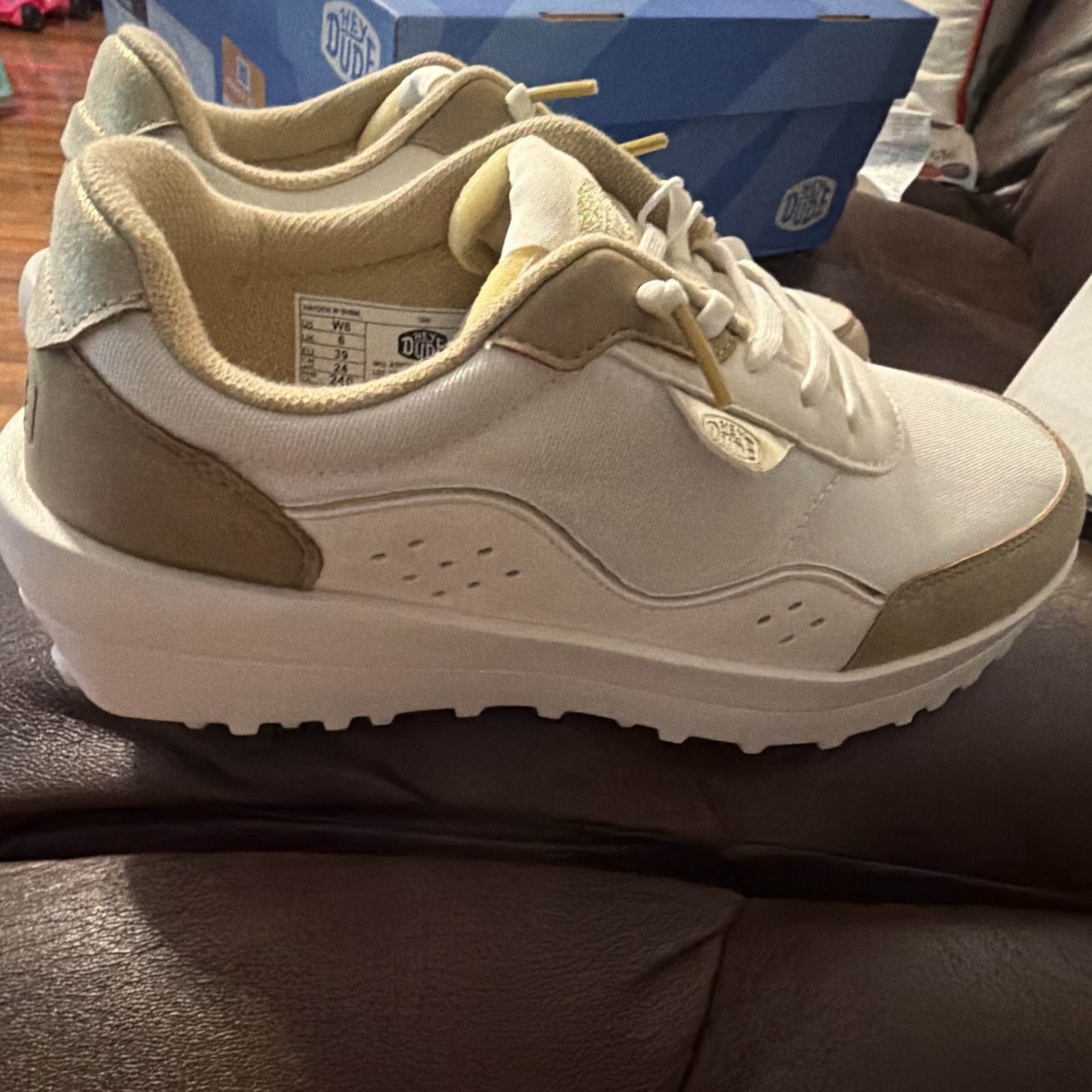 Hey Dude Hayden W Shine Women’s Tan/White Sneakers US 8 EU 39