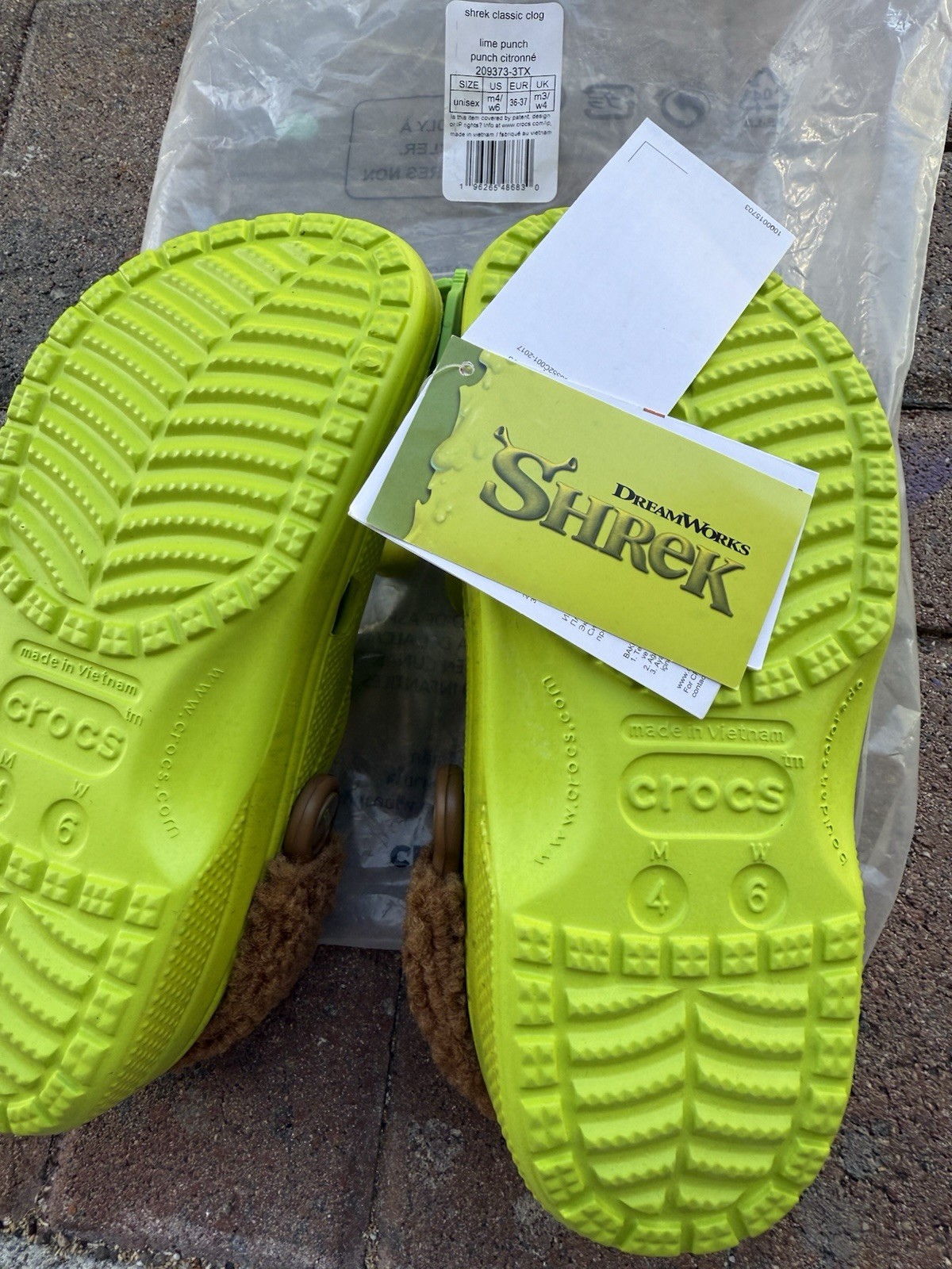 Crocs Shrek M4 W6 / Shrek Crocs Men 4 Women 6 / Crocs Shrek