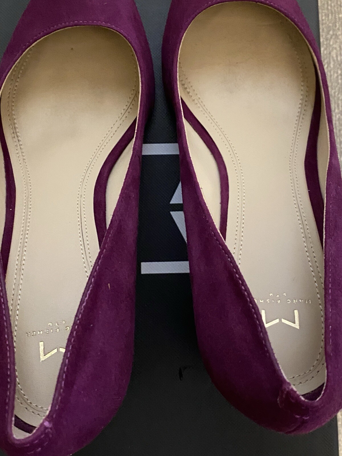 Marc Fisher Zala Deep Purple Pumps in EXCELLENT CONDITION 8.5M