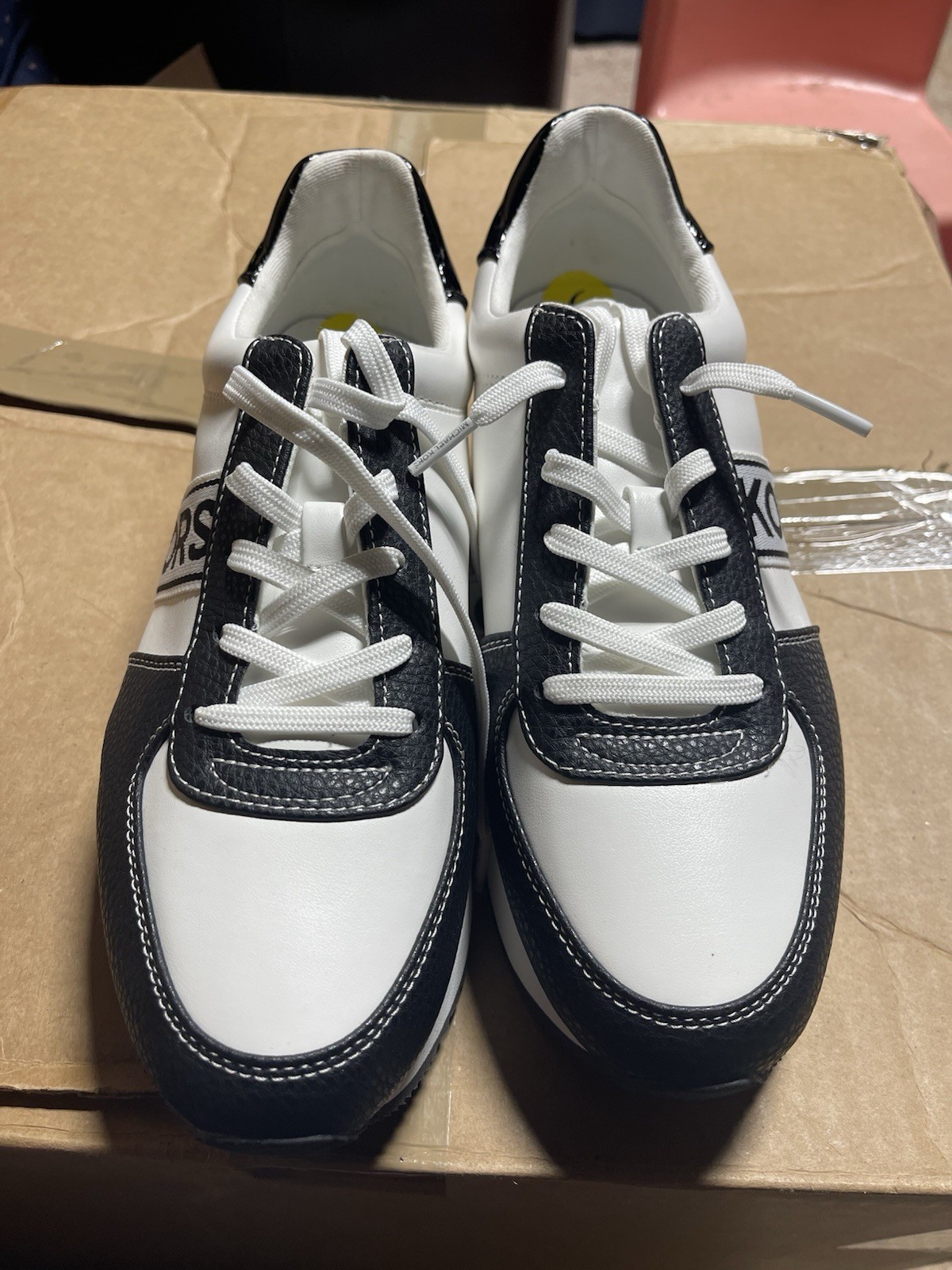 Michel Kros Womens Shoes Size 9 Brand New No Box Never Worn