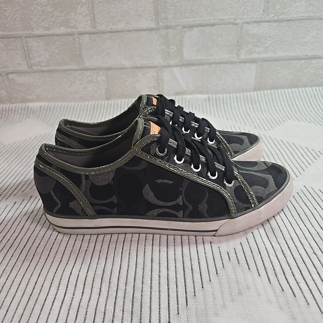 Coach Barrett Signature Sneakers Black Canvas Low Top Women’s Size 7B VG