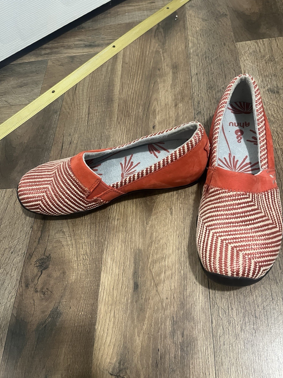 Ahnu Jackie Pro Slip-On Shoes Orange and white striped slip-on loafers Size 7