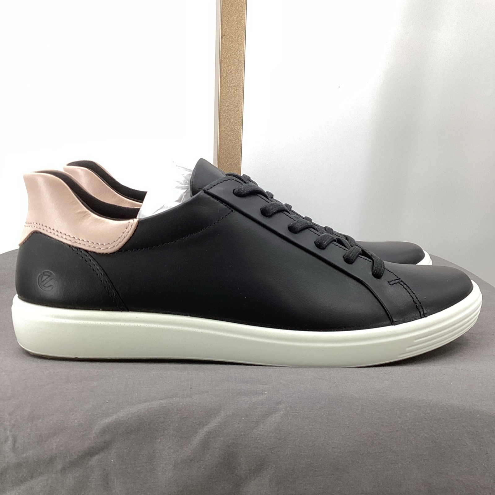 ECCO Women’s Soft 7 Sneaker in Black Leather Size 9-9.5 US 40 EU BNIB