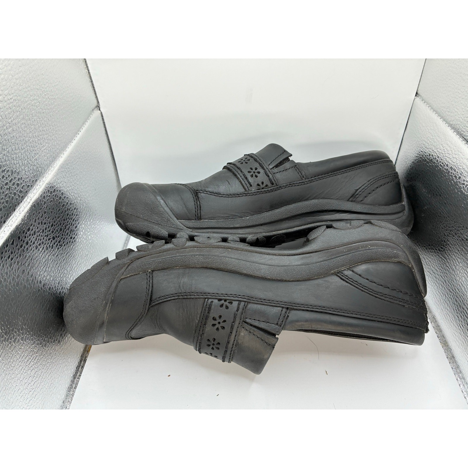 KEEN Kaci II Women 9.5 black leather Slip On Clog Comfort Shoe EU 40 India