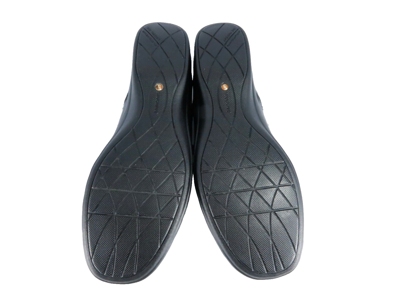 Clarks Unstructured Un.Boost Slip-Resistant Shoes Womens Size 9.5M Black Leather