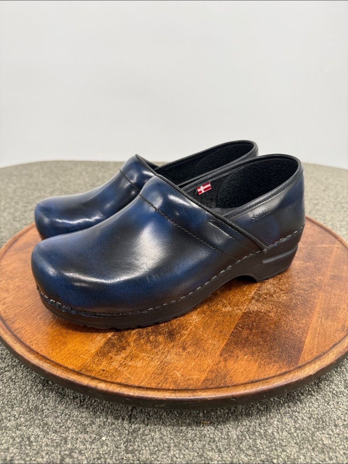 Sanita Shoes Wm 40 US 9 Blue Leather Slip-On Clogs Nursing Professional Slip On