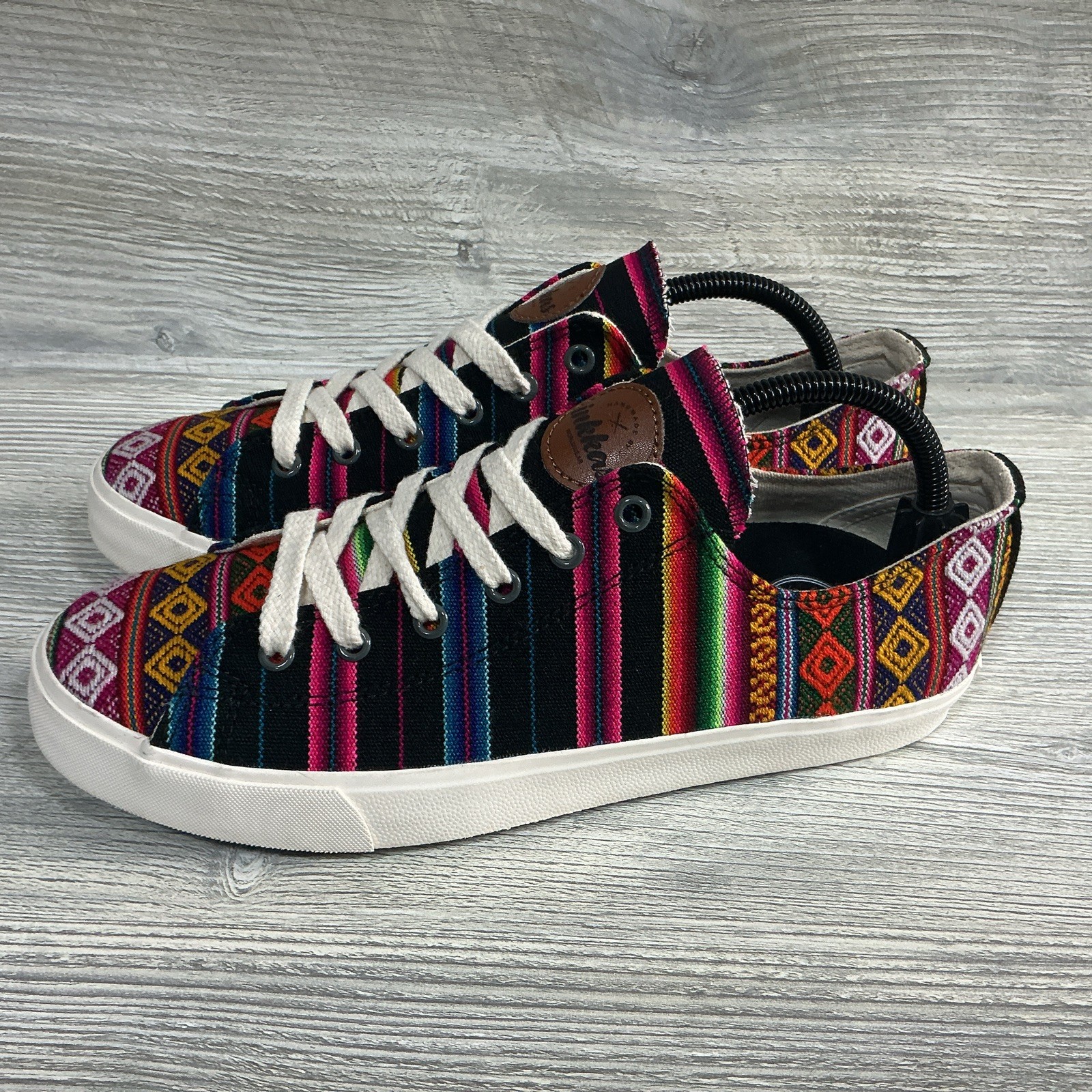 Inkkas low-top canvas sneakers colorful woven pattern Women’s Size 11 Men’s 9