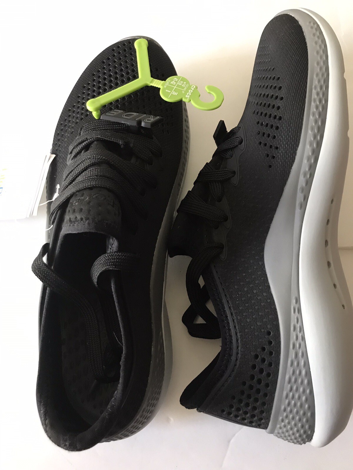 WOMEN’S CROCS BLACK/SLATE GREY LITERIDE 360 PACER SNEAKERS SHOES SIZE 10 NWT