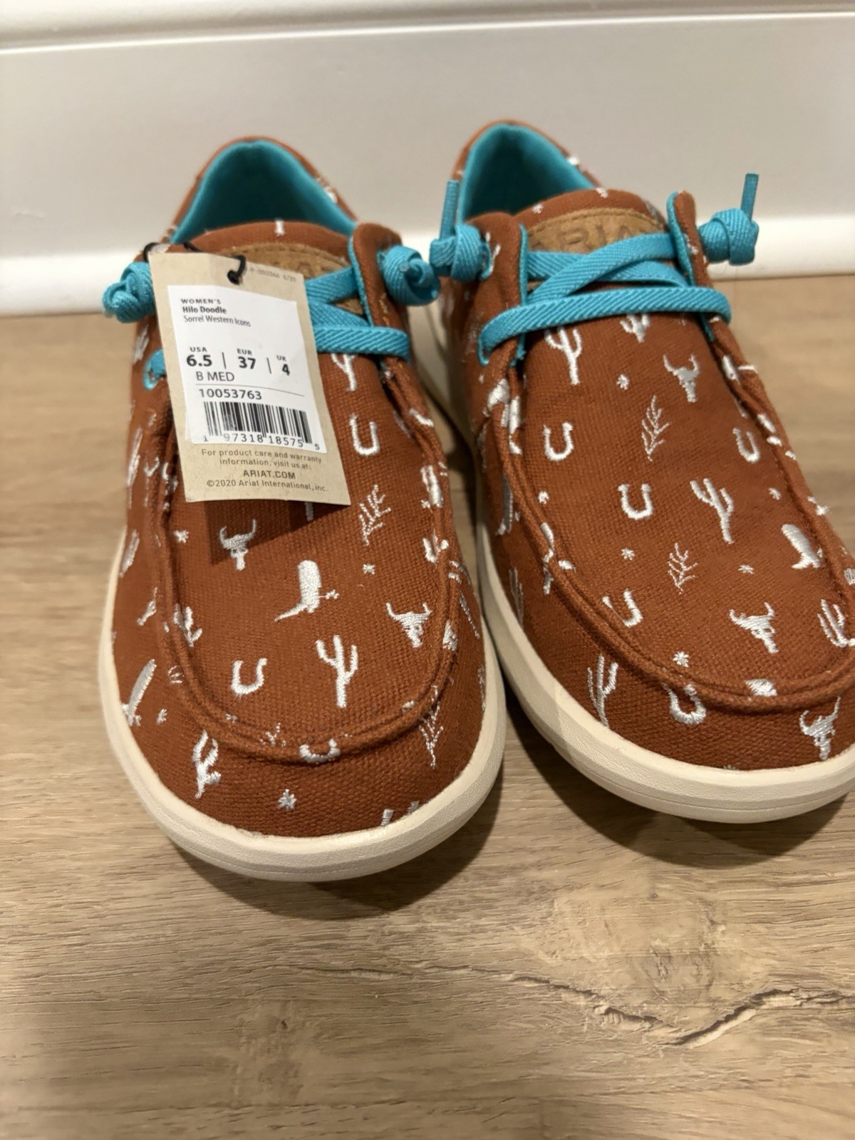 Ariat Hilo Doodle Steer Head Western Slip-Ons Brown 6.5 Women’s B / Medium Width