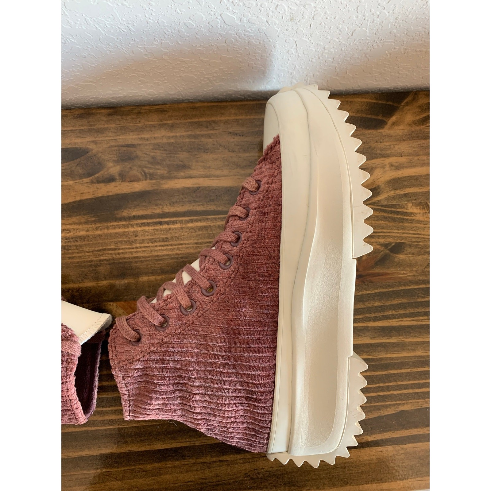 Converse Run Star Hike Shoes Corduroy Platform Size Women’s 8 Plum Purple