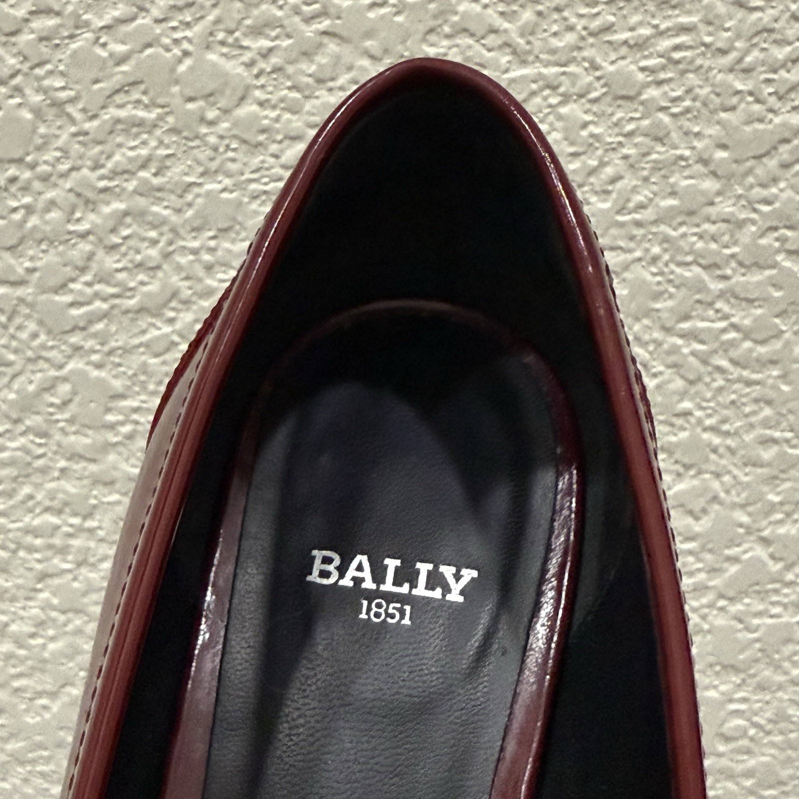 BALLY Ellyane 35 Heritage Red Burgundy Calfskin Leather Low Heel Loafers 38.5