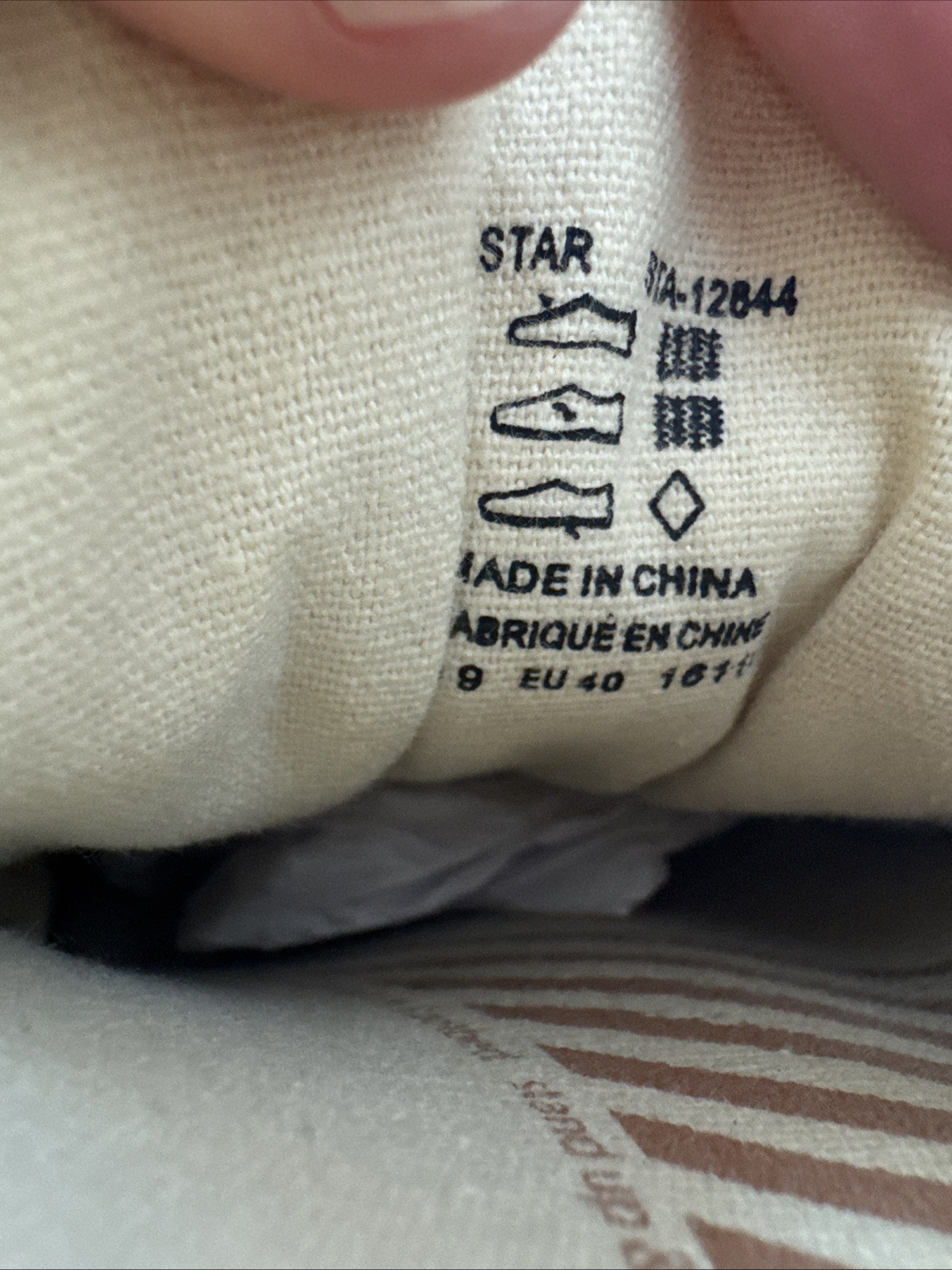 Taos Star Women’s Sneakers Shoes Canvas Design Khaki Wash Size 9