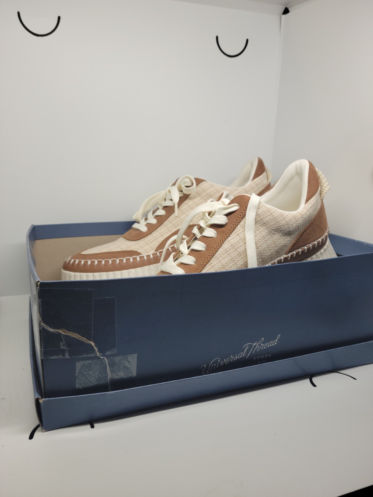Universal Thread Womens Persephone Casual Fashion Sneakers Tan Size 12
