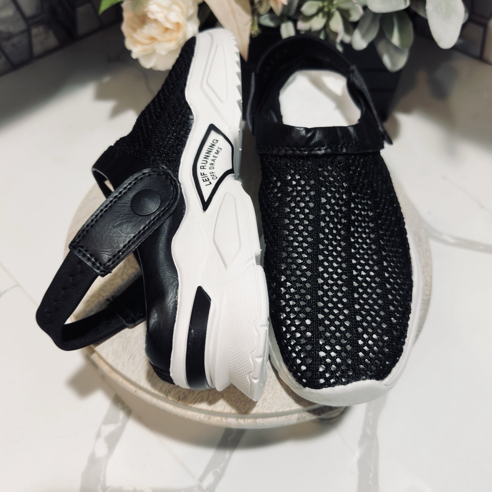 Black Mesh Flat Slingback Breathable Cushion Shoe Pool Beach Walking Sz 41 10