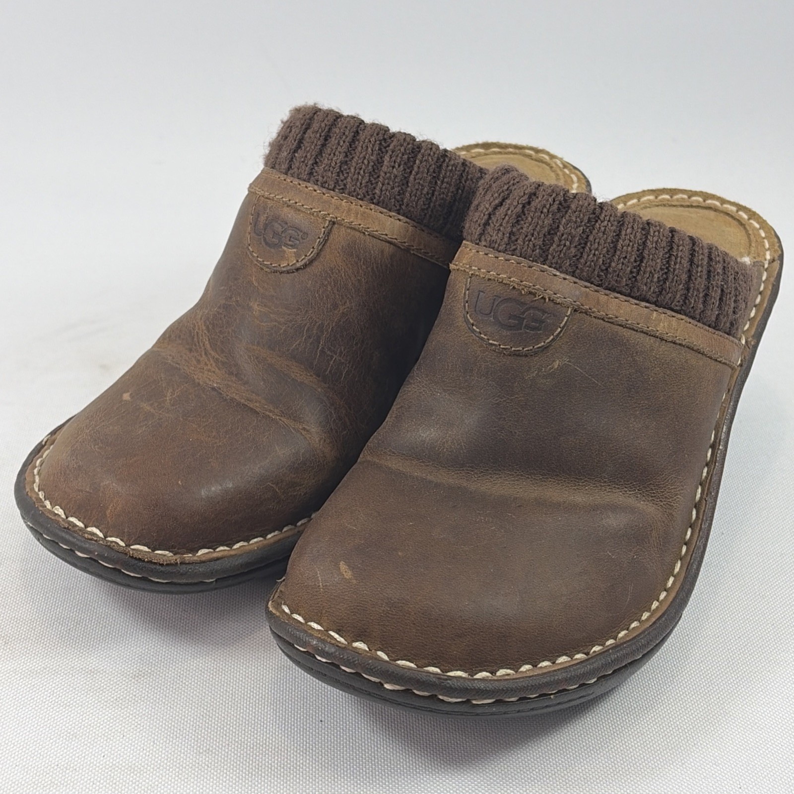 UGG Gael Leather Mule Clogs Women’s Size 6 Brown Slip On Comfort Shearling Lined
