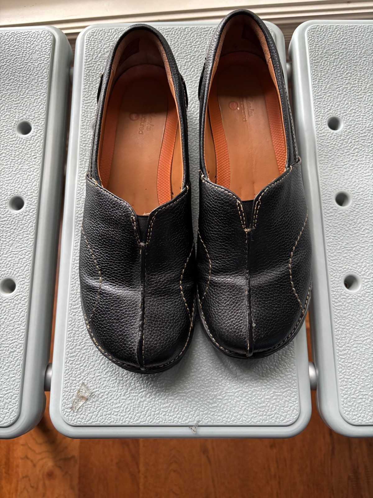 Clarks UN Loop Stride Shoes, 8 Wide, GUC