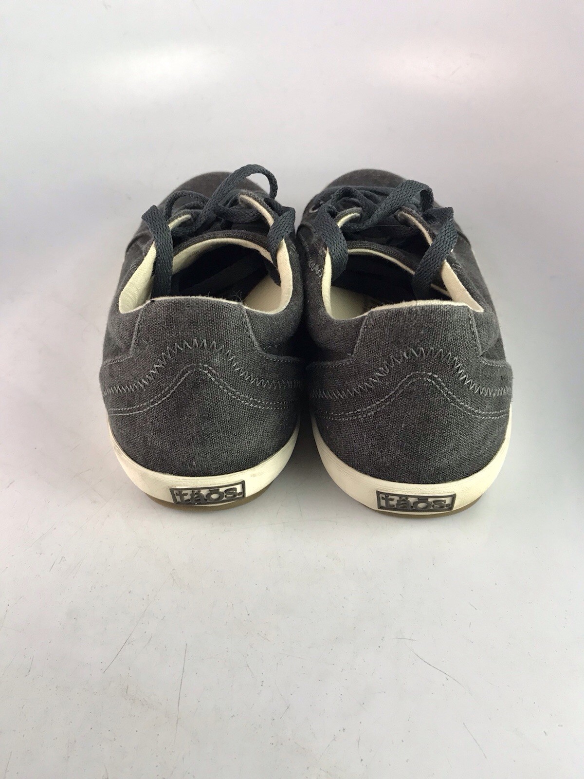 Taos Women’s Star Canvas Sneakers Charcoal Grey Wash Sz 10 US Medium