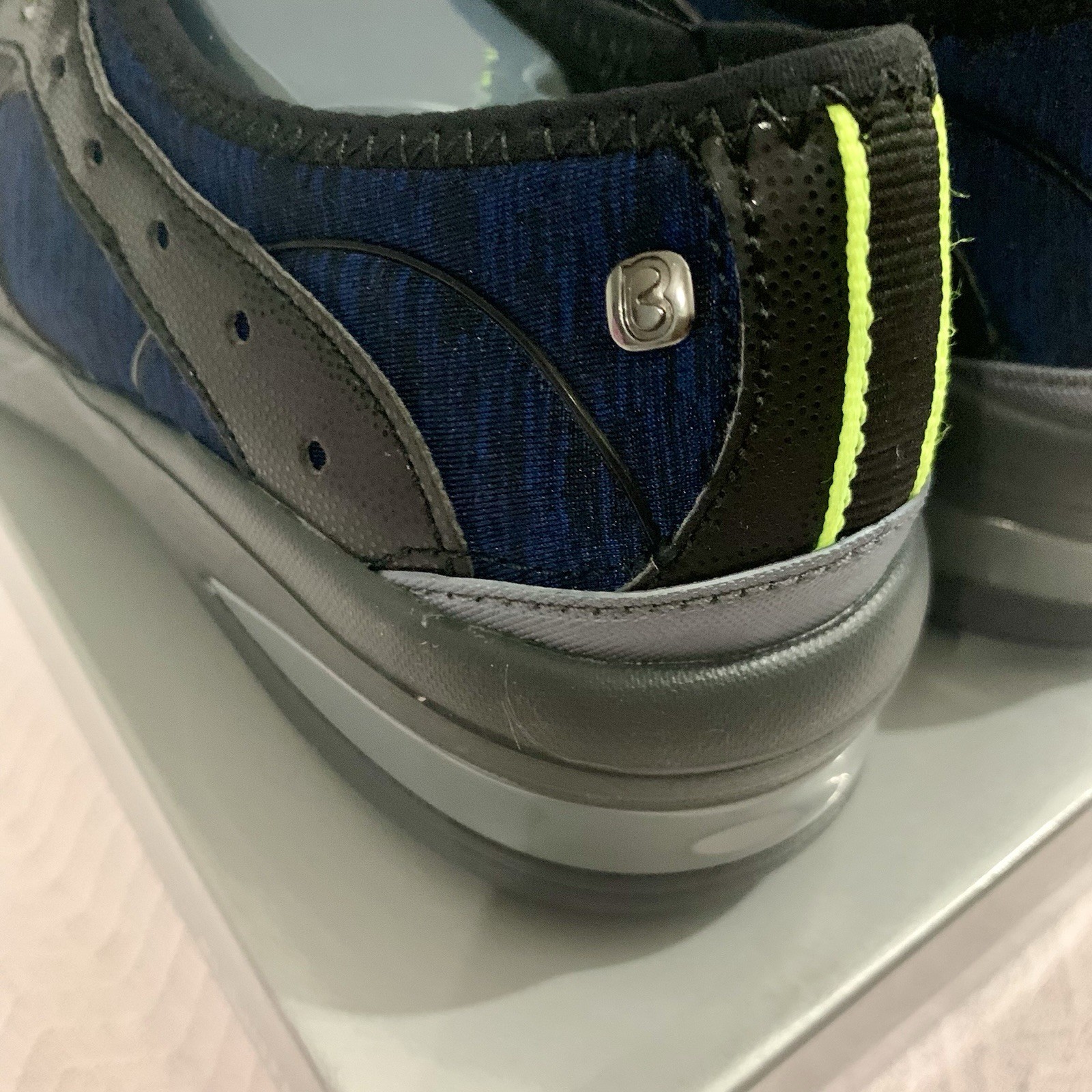 Bzees Regal Womens Comfort Shoes Size 9M Blue 22 Navy Slip On Washable New Box