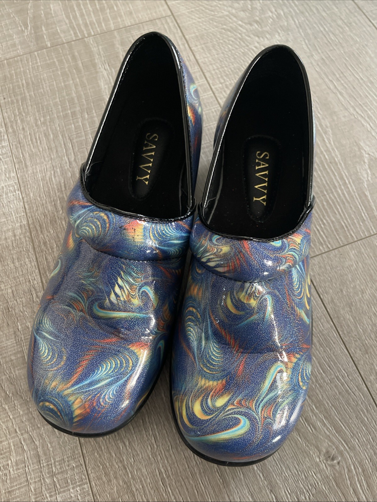 Savvy Women’s Brandy Multi Color Sparkle Patent Leather Nursing Clogs-New No Box