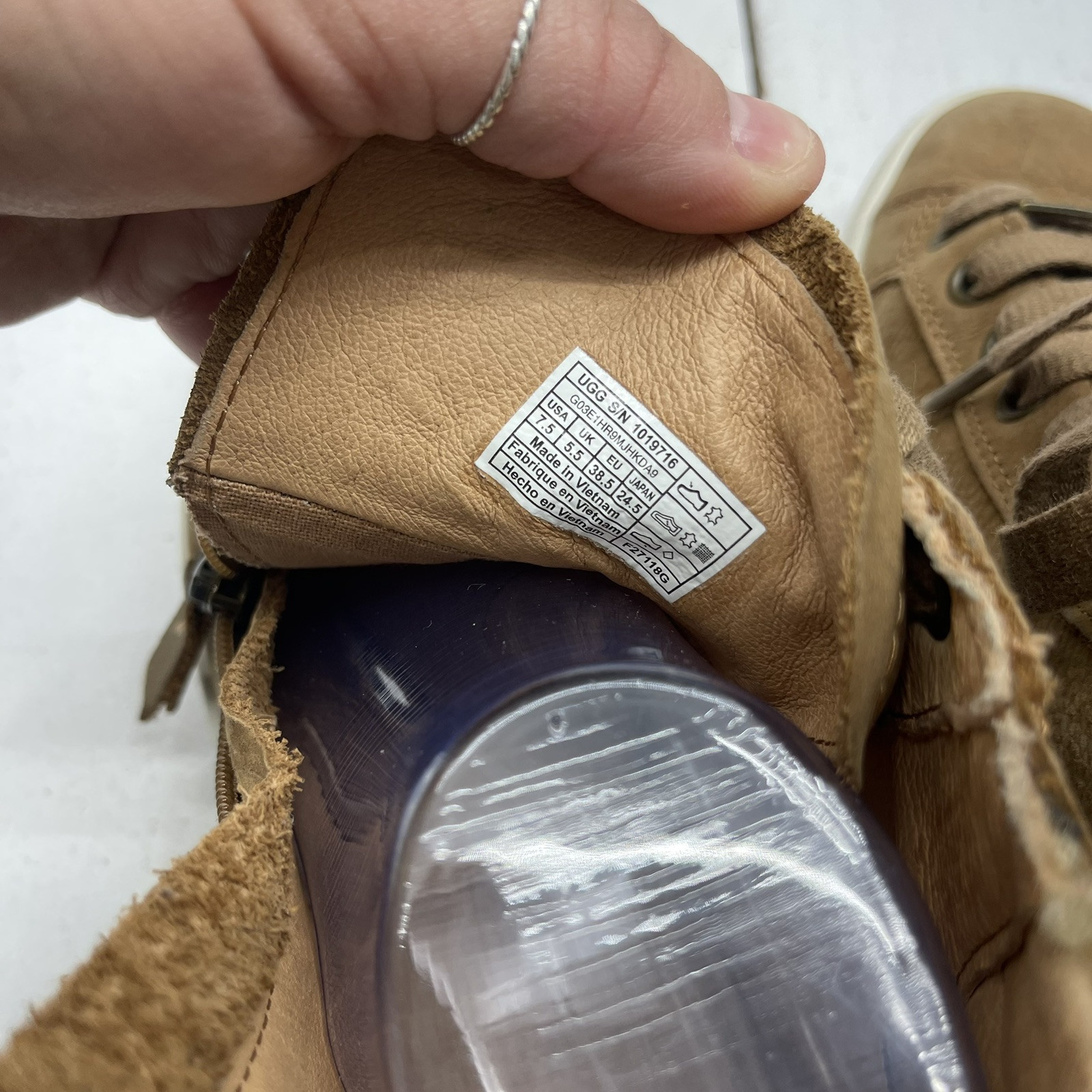 Ugg Olive 1019716 Chestnut Brown Leather High Top Lace Up Sneaker Women’s 7.5