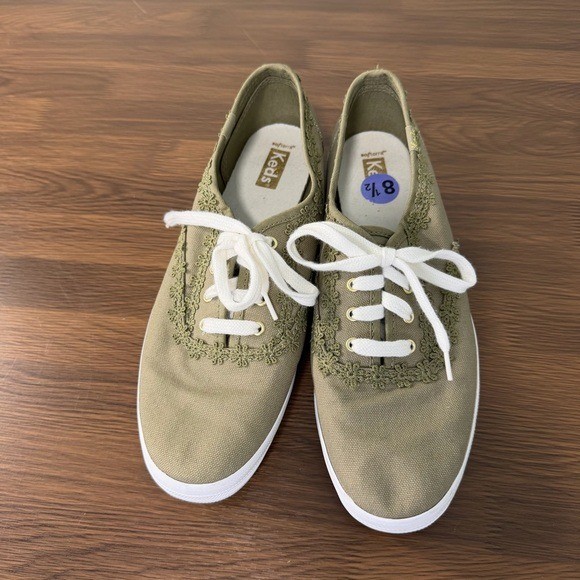 Keds Champion Crochet Olive Green Canvas Sneakers WF66259 Womens 8.5