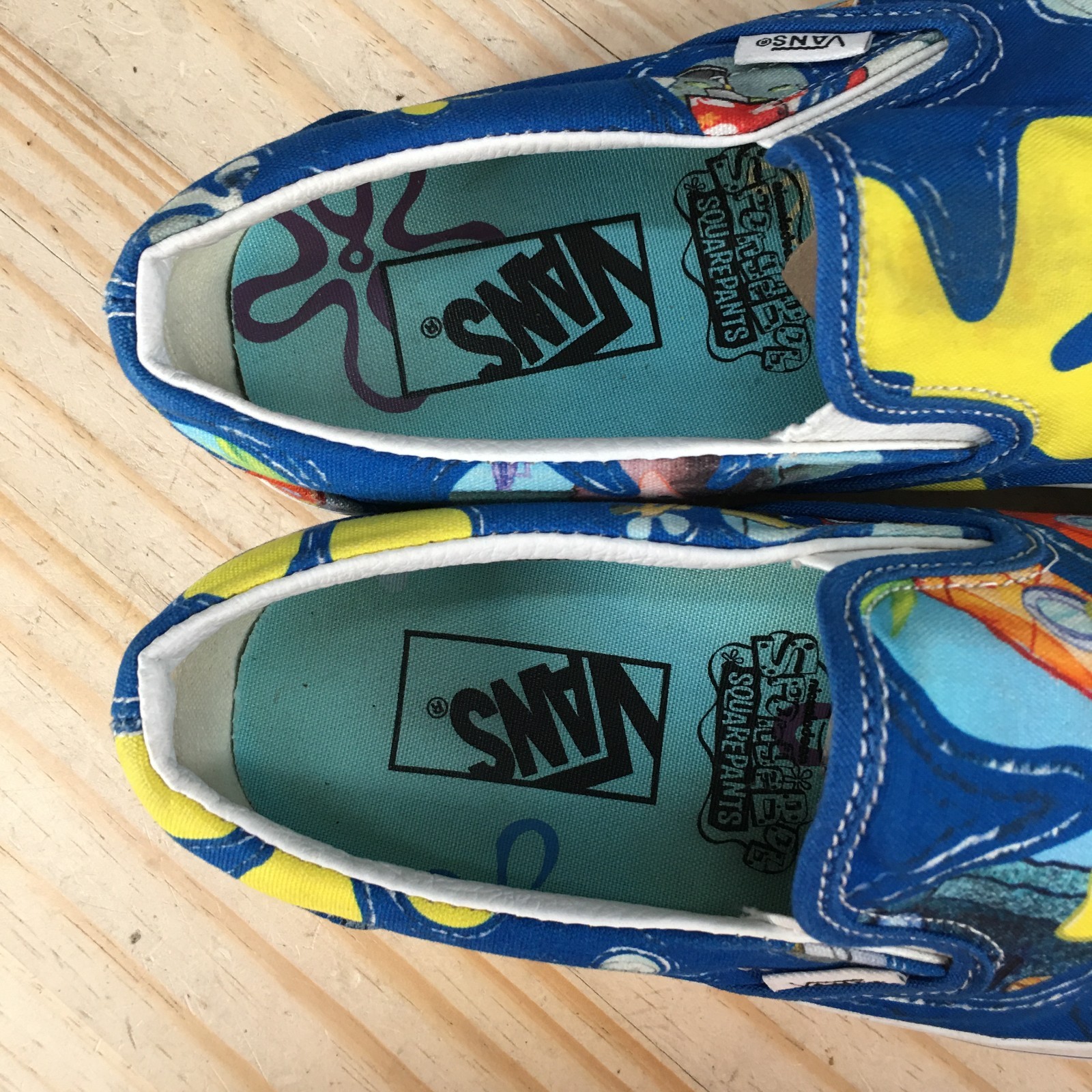 Vans Shoes Mens 5.5 Womens 7 SpongeBob SquarePants Slip On Sneakers Blue Multi