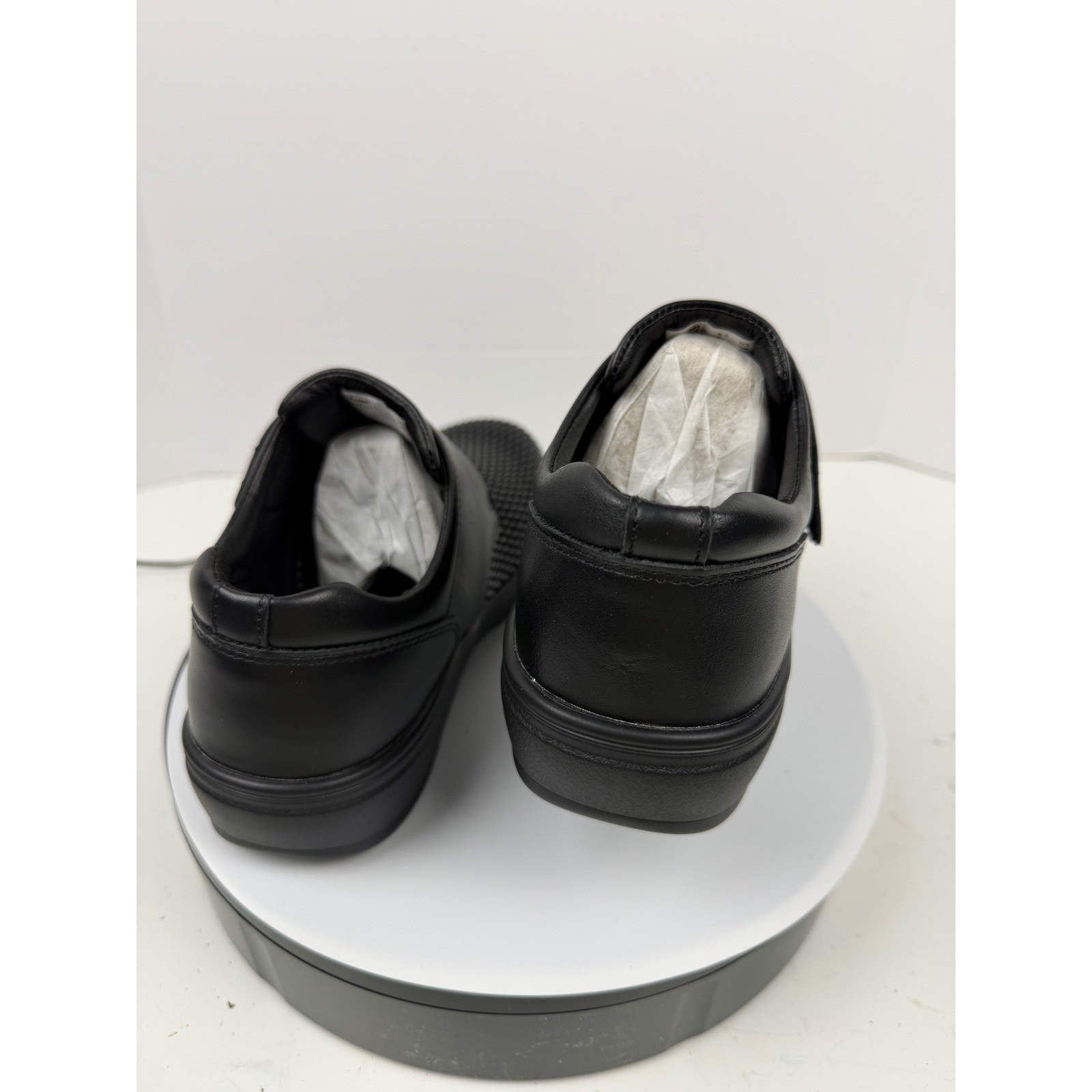 Propet Womens Olivia Black Hook and Loop Adjustable Orthopedic Shoes 10 W (D)
