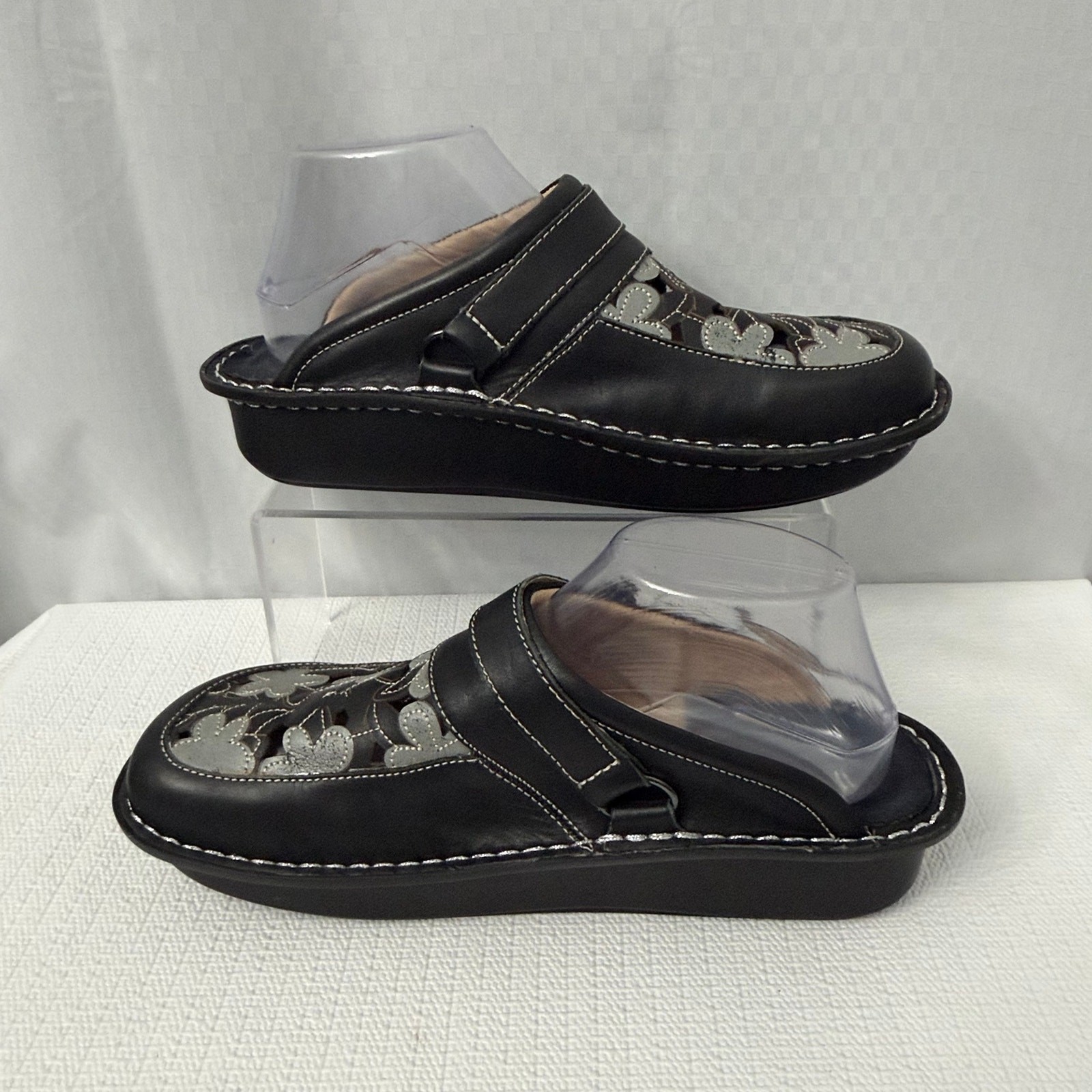 Alegria Seville Clog Womens Size 11 Black Leather Floral Cutout Comfort Shoes 41